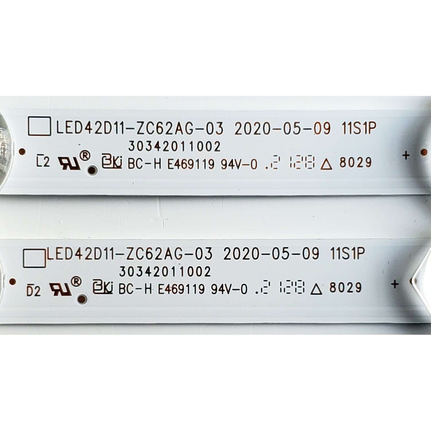 KIT DE LED'S PARA ONN ((2 PIEZAS)) / NUMERO DE PARTE LED42D11-ZC62AG-03 / 30342011002 / 42000M59 / E469119 / 210817AB03 / PANEL BOEA430WU1 / DISPLAY JE415D3HA0L / MODELOS 100068372 ((42 PULGADAS)) / 100069992 ((43 PULGADAS)) - Imagen 4
