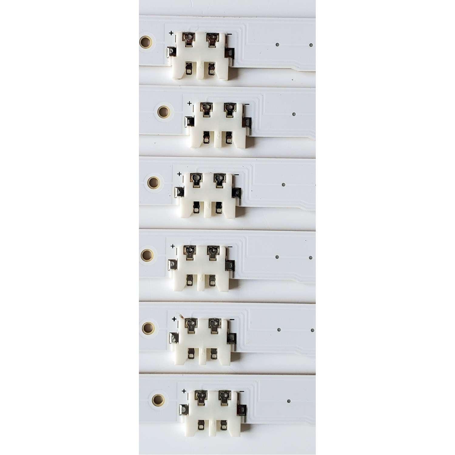KIT DE LED'S PARA SAMSUNG ((12 PIEZAS)) / NUMERO DE PARTE 38893A / 38894A / LM41-00099A / LM41-00099G / SAMSUNG_2014SVS55_3228_L07_REV1.1_140111 / SAMSUNG_2014SVS55_3228_R05_REV1.1_140111 / MODELOS UN55H / HG55 / LH55 / UE55 / MAS MODELOS EN DESCRIPCIÓN - Imagen 3