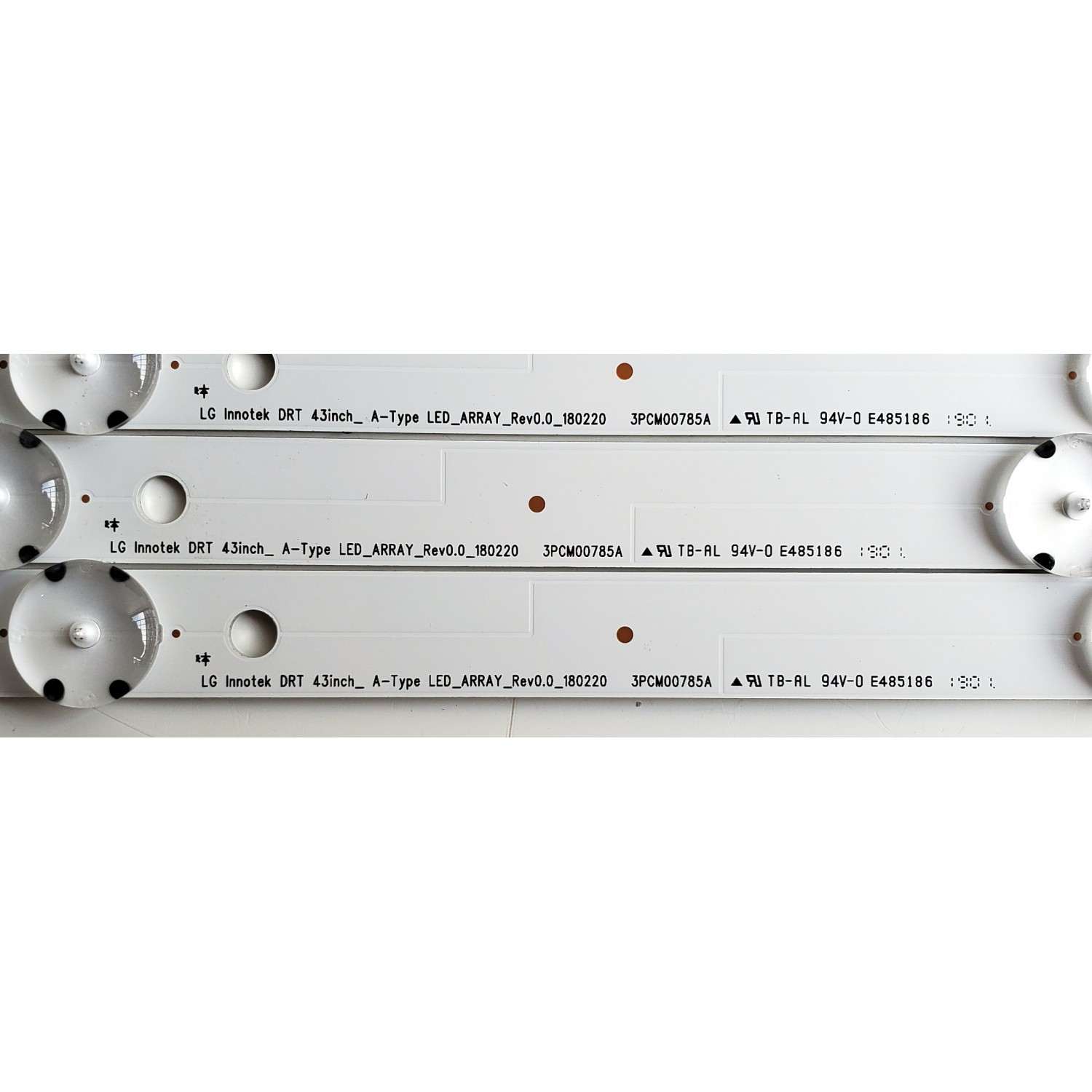 KIT DE LED'S PARA LG ((3 PIEZAS)) / NUMERO DE PARTE LC43490089A / LG Innotek DRT 43INCH_A-Type LED_ARRAY_REV0.0_180220 / 3PCM00785A / E485186 / MODELOS 43UK6200PUA / 43UK6300PUE / 43UK6300PUE.DUSTLUM - Imagen 4