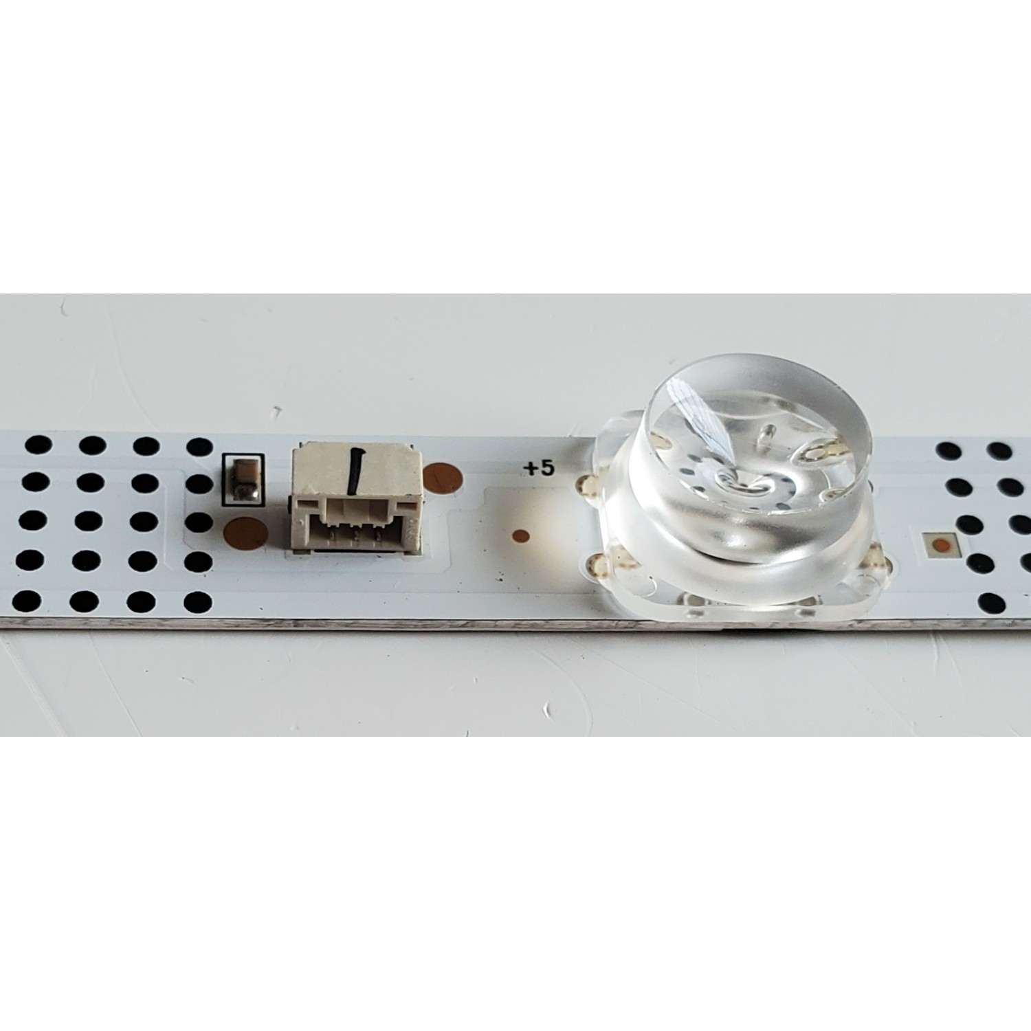 LED ORIGINAL PARA TV TCL 1 PIEZA / NUMERO DE PARTE TCL32LB01_3030F2.4D_V1.0_20220421 / E493461 / B0101-000530 / TCL32LB01 / 20220421 / PANEL LVF320NDLL / DISPLAY ST3151B07-1 VER.2.1 / MODELO 32S357 / 32S210R-MX - Imagen 3