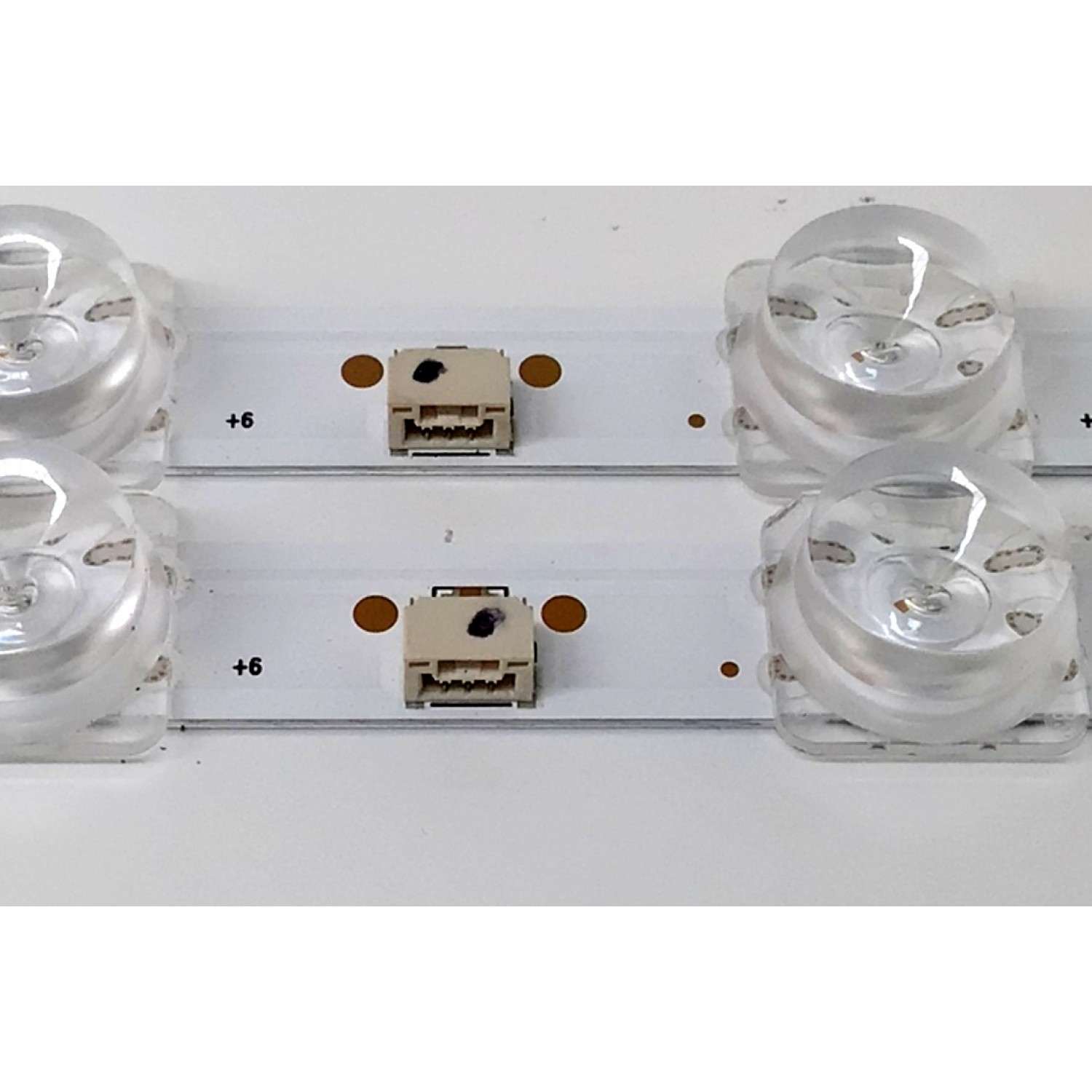 KIT DE LED'S PARA TV TCL ((2 PIEZAS)) / NUMERO DE PARTE TCL43LB14_3030F2.4D_V0.2_20220526 / B0101-000644 / E493461 / DISPLAY ST4251D02-1 VER.2.1 / MODELO 43S470G - Imagen 2