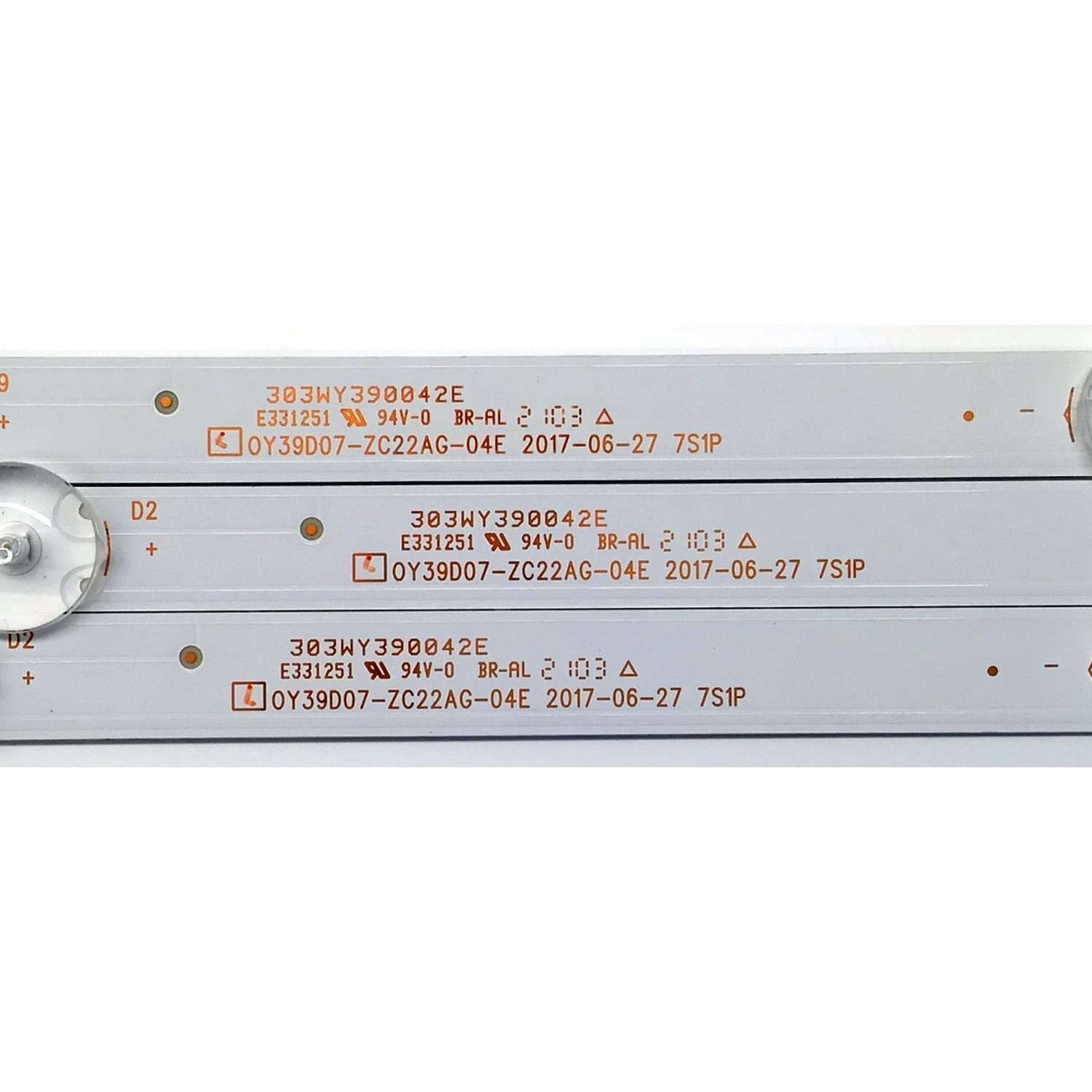 KIT DE LED'S PARA TV ATVIO ((3 PIEZAS)) / NUMERO DE PARTE 0Y39D07-ZC22AG-04E / 39D07-ZC22AG-04E / 303WY390042E / E331251 / 210117AC09 / 532WY390M12 / PANEL LS390JF2A04 / DISPLAY LC390TA2A 09 / MODELO ATV3916LED - Imagen 4