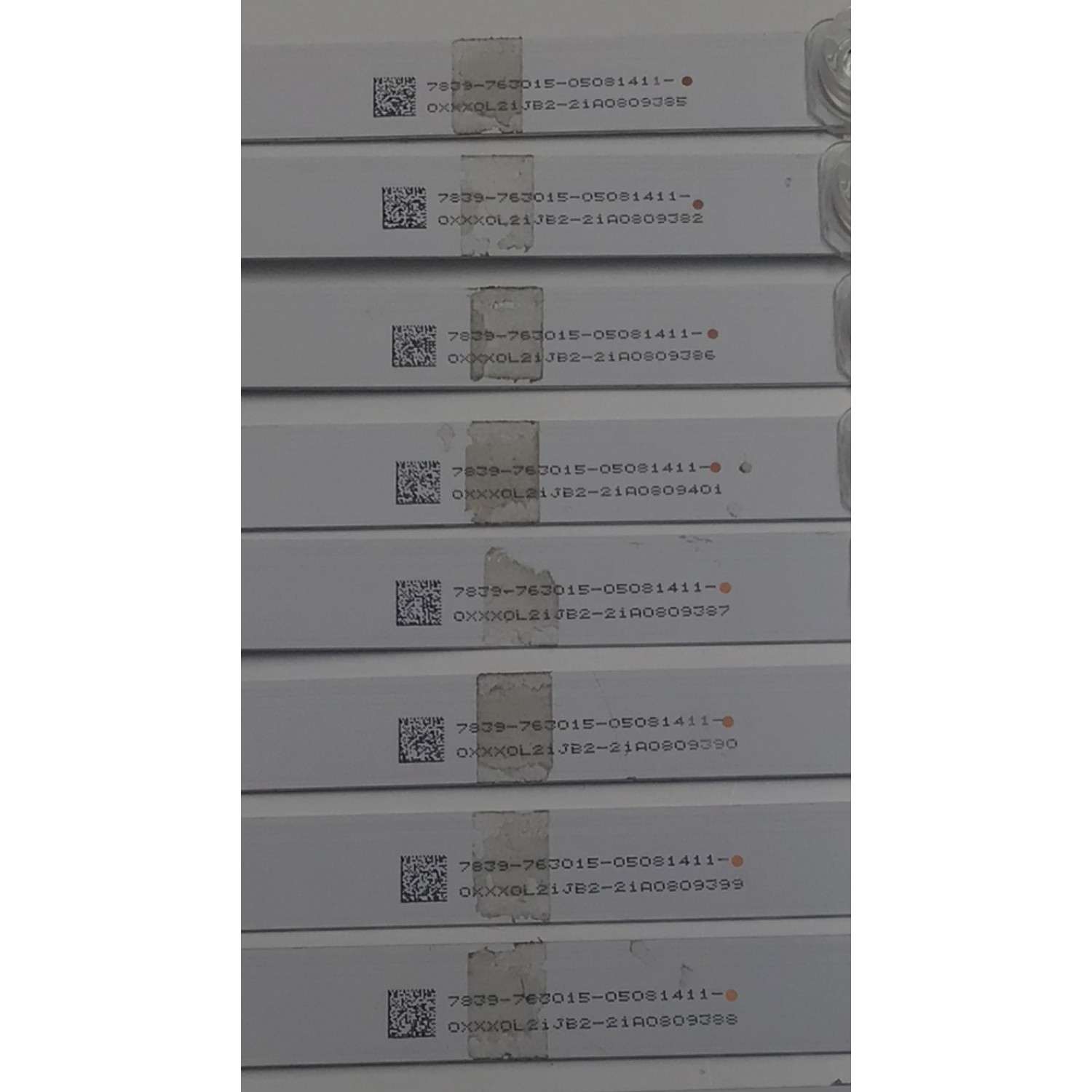 KIT DE LEDS PARA TV ORIGINAL 16 PIEZAS / NUMERO DE PARTE CRH-BXBUM75Q63030081414L / CRH-BXBUM75Q63030081414L-L-REV1.2 / CRH-BXBUM75Q63030081414L-R-REV1.2 / 7839-763015-05081411 / 0L21XXXJB21139HBK1A8BXBU / 239510 / 0XXX0L21JB2 / MODELO 75" - Imagen 4