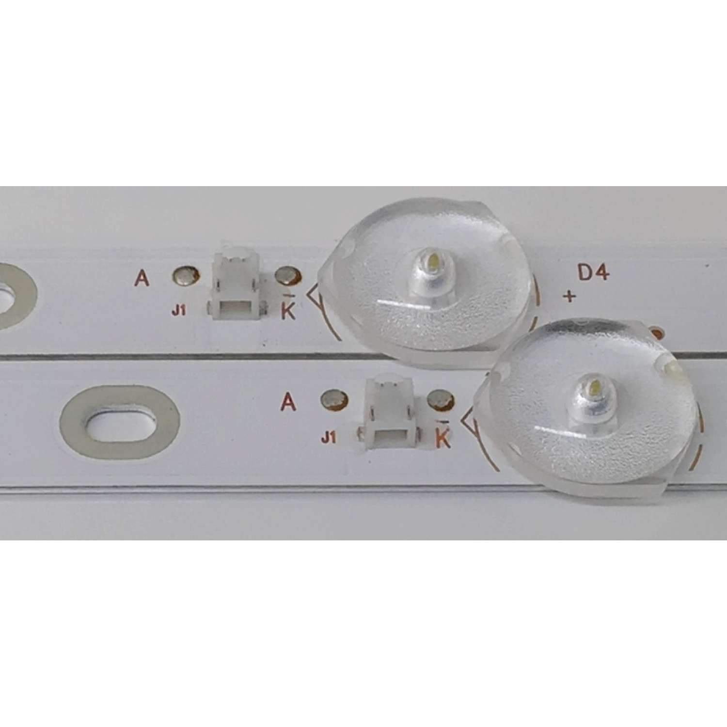 KIT DE LED'S PARA TV RCA ((2 PIEZAS)) / NUMERO DE PARTE CX32D06-ZC22AG-05 / 303CX320037 / 2010037442-1 / CX320M03 / 180.DT0.32Z100-2H / 171214B2 / DISPLAY VVP32H156A20 / MODELO RTV32Z2SM - Imagen 3