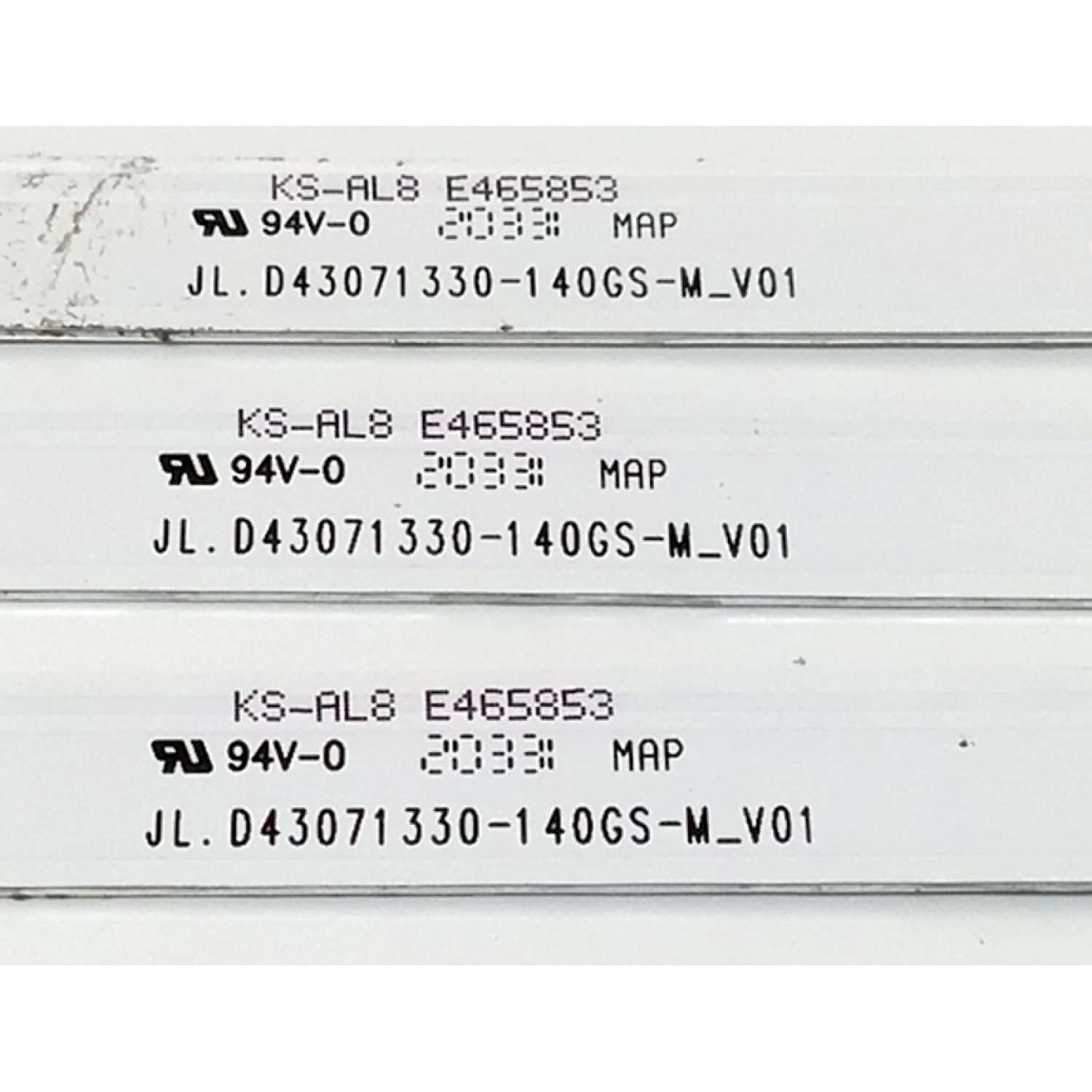 KIT DE LED'S PARA TV POLAROID ((3 PIEZAS)) / NUMERO DE PARTE JL.D43071330-140GS-M_V01 / 035-430-3030-1H / 18BE530 / E465853 / DISPLAY CC430LV2D VER.03 / MODELO PTV4317ILED - Imagen 3