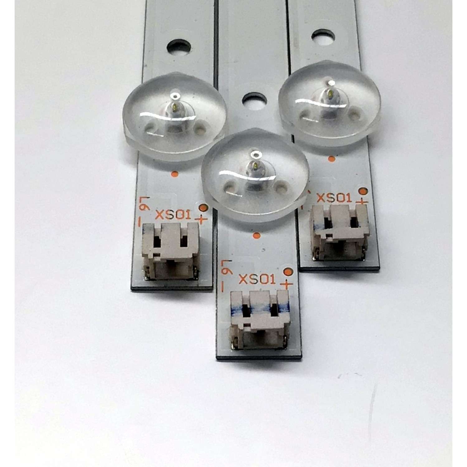 KIT DE LED'S PARA TV JENSEN ((3 PIEZAS)) / NUMERO DE PARTE DLED32DX 3X6 0008 / DLED32DX3X60008 / DLED32DX / E177671B-PEC / BPM2V0 / F62DLED32DX3X60008 / MODELO JTV3217DC / JE3217 - Imagen 4