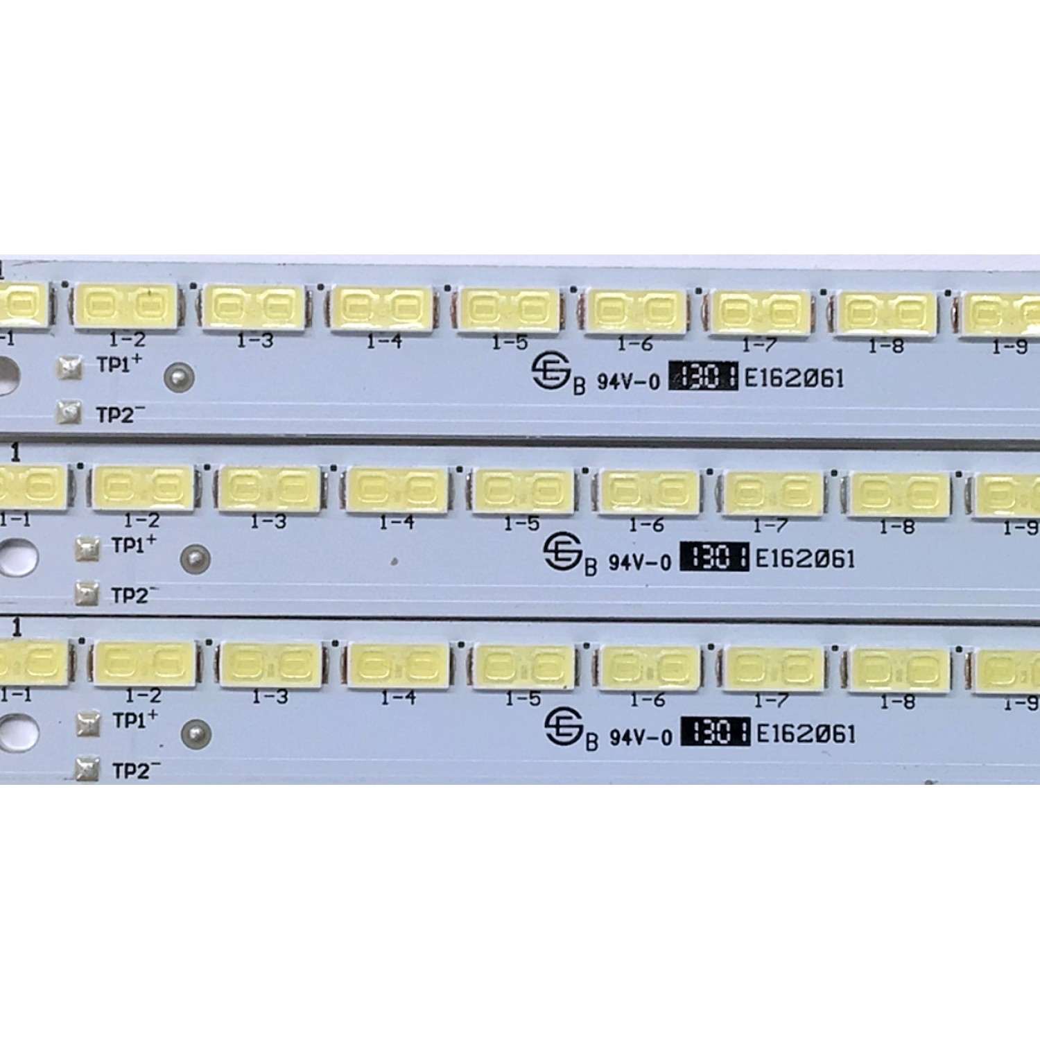 KIT DE LED'S PARA TV SHARP ((3 PIEZAS)) / NUMERO DE PARTE 5238ZZ / RUNTK5238TPZZ / E162061 / MODELOS LC-70LE550U / LC-70LE600U / LC-70LE640U / LC-70LE650U / LC-70SQ15U / KDL-70R550A / E701I-A3 LFTRNXBP / E701I-A3 LFTRNXDQ / E701I-A3E LFTRNXCP - Imagen 2