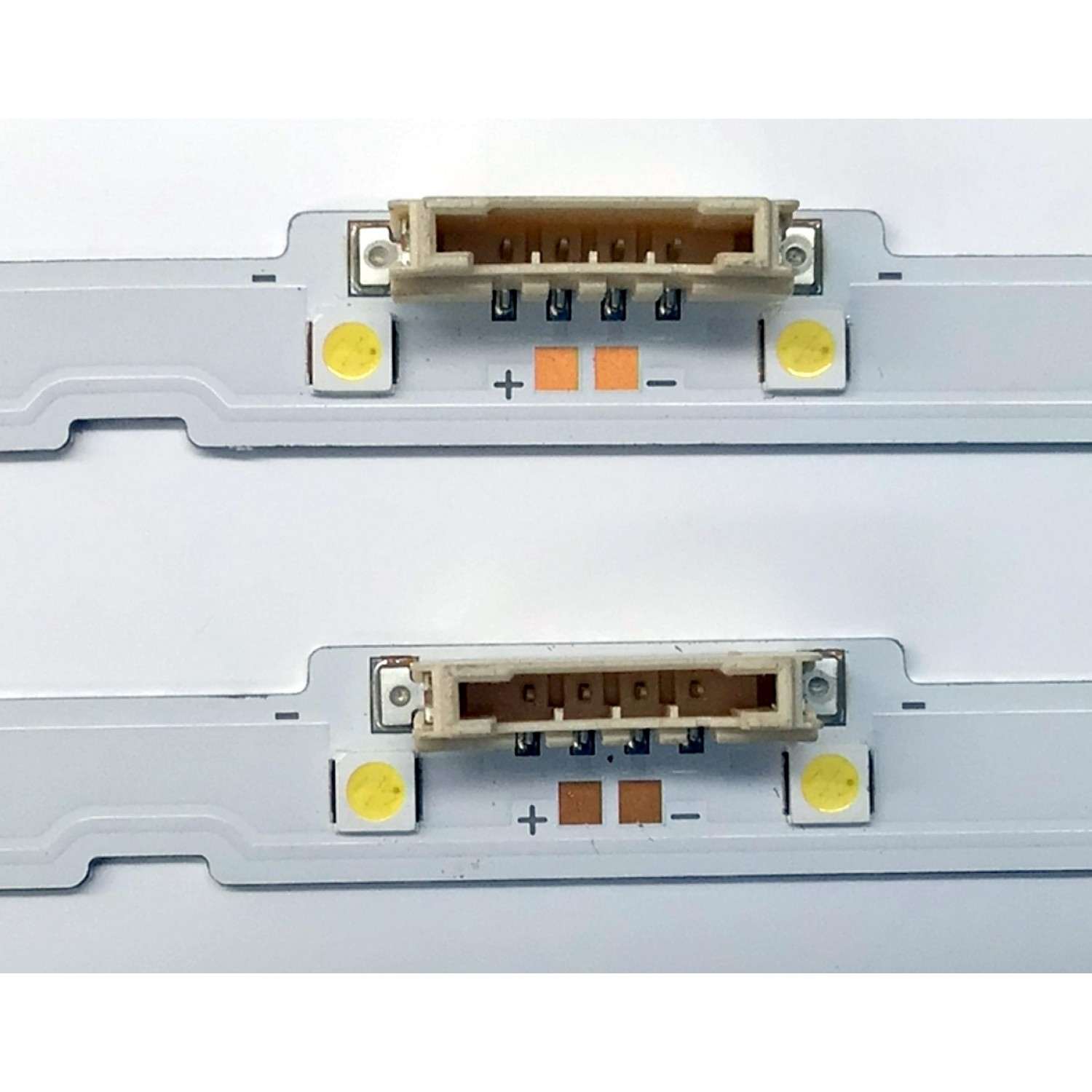 KIT DE LED'S PARA TV SAMSUNG ((2 PIEZAS)) / NUMERO DE PARTE BN96-45954A / LM41-00798A / L1_RU7K_D3_CDM S28(1)_R1.0_T40 100_LM41-00798A / L1_RU7K_D3_CDM / S28(1)_R1.0_T4O / 100_LM41-00798A / S28(1)_R1.0_T40 / PANEL CY-NN043HGEVMH / MODELO UN43RU7 / UN43NU - Imagen 3