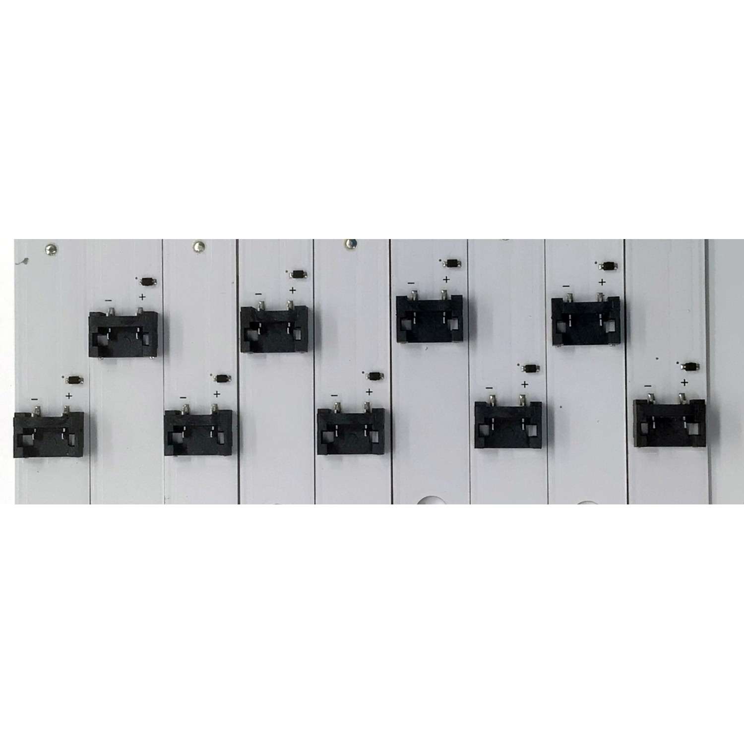 KIT DE LEDS ORIGINAL PARA TV LG 9 PIEZAS / NUMERO DE PARTE EAV65057601 / SSC_Y23_SLIM TRIDENT_75UR80_SHARP_S / SSC_Y23_SLIM TRIDENT_75UR80_SHARP_(0.6PI)_REV00_221026 / SHARP 750G5 / PANEL NC750TQG-VSKHA / MODELO 75UR8750PSA / 75UR8000AUA / 75UR7800PSB - Imagen 4