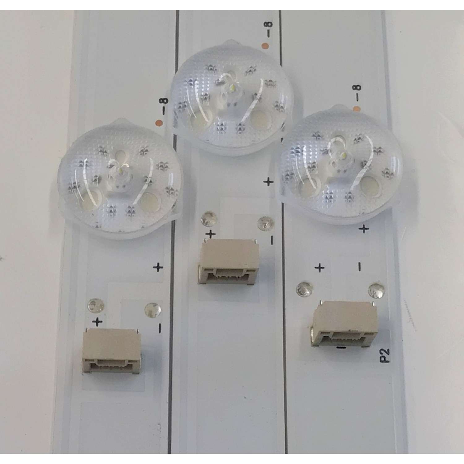 KIT DE LED'S PARA TV DAEWOO ((3 PIEZAS)) / NUMERO DE PARTE 50HR332M14A0 V2 / 50HR332M14B0 V2 / 4C-LB500T-HRGBC / 50D2000 / 50D2000 14*1 A-C04 / 50D2000 14*2 B-C04 / LN2B10R2B / PANEL LVU500CHDX E0504 / DISPLAY CV500U5-T02 REV:01 / MODELO DAW50UR - Imagen 5