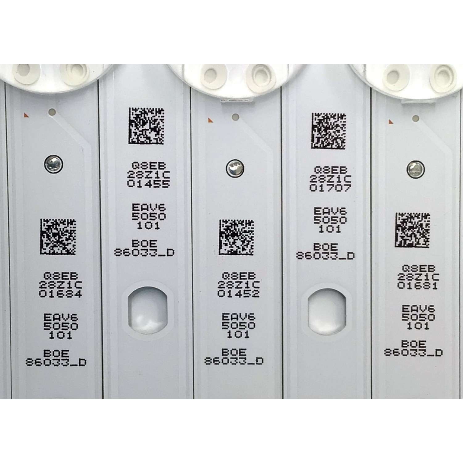 KIT DE LEDS ORIGINAL PARA TV LG 22 PIEZAS / NUMERO DE PARTE EAV65050001 / EAV65050101 / SSC_Y23 Slim Trident_86UR75_BOE_A_S / SSC_Y23 Slim Trident_86UR75_BOE_B_S / SSC_Y23 Slim Trident_86UR75_BOE_A / SSC_Y12 Slim Trident_86UR75_BOE_B / MODELO 86UR8750PSA - Imagen 4