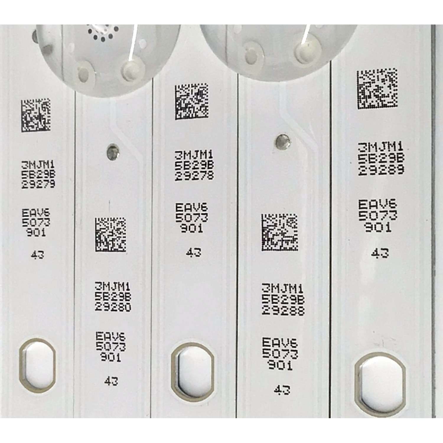 KIT DE LED'S PARA TV LG ((5 PIEZAS)) / NUMERO DE PARTE EAV65073901 / LEDAZ_Y23_SLIM TRIDENT_43UR80 / LEDAZ_Y23_SLIM TRIDENT_43UR80_REV00_230531 / E466169 / UR80 (HKC) / MODELO 43UR7800PSB / 43UR7800PSB.BWMSLJM - Imagen 3