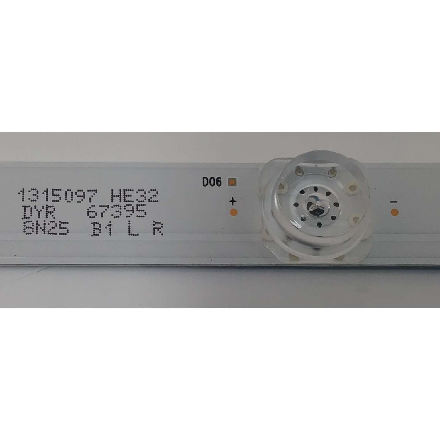 LED ORIGINAL PARA TV HISENSE 1 PIEZA / NUMERO DE PARTE LB3209X V0 / LB3209X / JHD315H1F61-TXL4B1-2023051801 / JHD315H1F61-TXL4B1 / 2023051801 / 1315097 / HBH-H2 / E493461 / PANEL JHD315H1F71-TXL4B1 / MODELO 32A4KV / 32A45K / 32A4K - Imagen 3