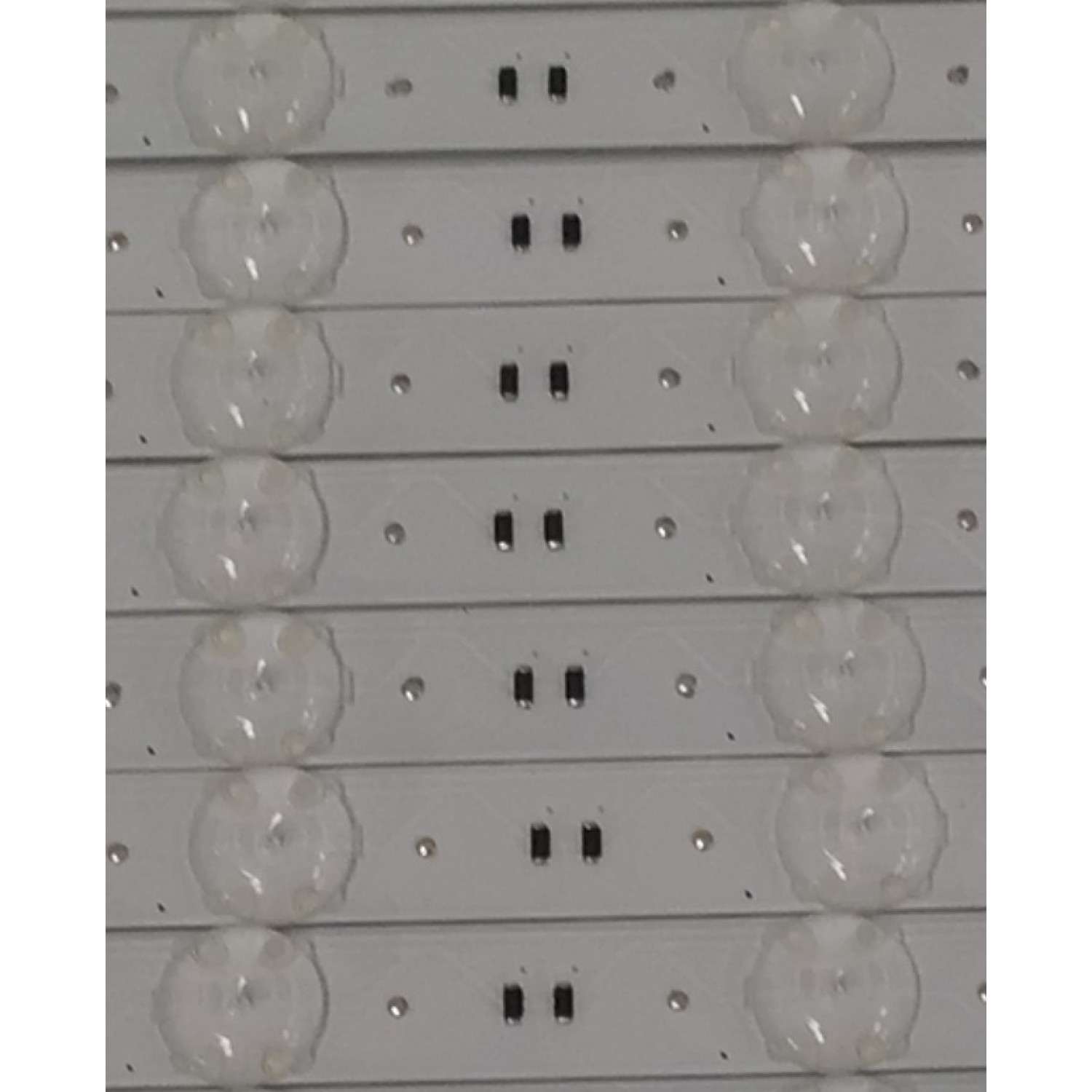 KIT DE LED'S PARA TV LG ((24 PIEZAS)) / NUMERO DE PARTE EAJ64448701 / SSC_SLIMDRT_65SK95(96B)_S / SSC_65SK95(96B)_CASE2_R00_170915 / PANEL HC650DQB / DISPLAY LC650EQ6 / MODELOS 65SM9500PUA / 65SM9000PUA / 65SM9450PTA / 65SK9500PUA / 65SK9500PLA - Imagen 2