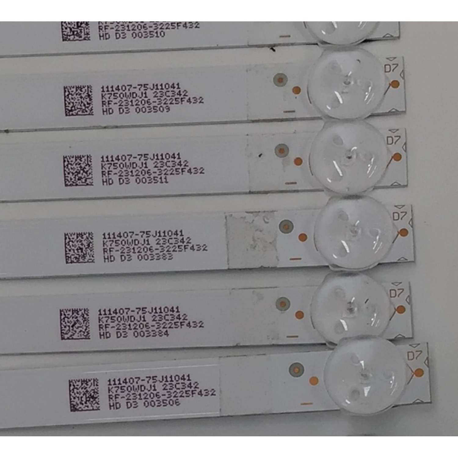 KIT DE LEDS ORIGINAL PARA TV SHARP / ONN / 14 PIEZAS / NUMERO DE PARTE 4708-K75DJ1-A1113N11 / K750WDJ1 A1 / XRJ1060 / SLC04708RA0 / 111407-75-J11041 / RF-231206-3225F432 / PANEL K750WDJ10HE / K750WDJ1 / DISPLAY ST7461D03-2 VER.2.3 / MODELO 4T-C75EL8UR  - Imagen 5