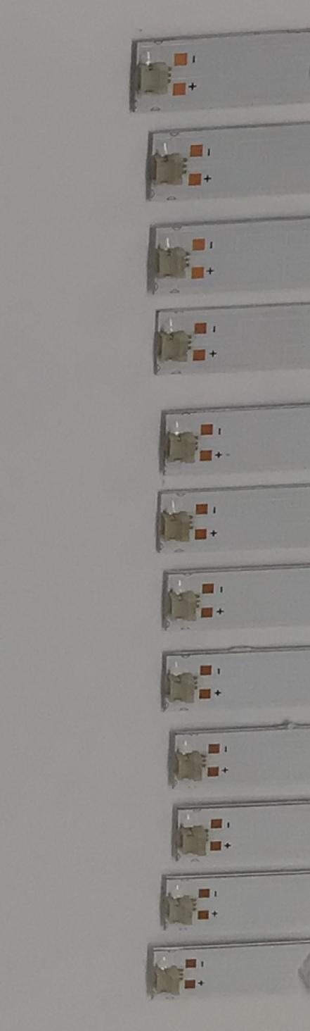 KIT DE LED´S PARA TV VIZIO 12 PIEZAS ORIGINALES / NUMERO DE PARTE 261501016350 / 40-V655M-3030-0D35-12X5-618.5X12-20220316 / SVB650AU1 / 70401-01636BX / HBH-L1 / MODELO V655M-K04 / V655M-K04 LBSFM9LZ / V655M-K04 LBSFM9PZ - Imagen 3
