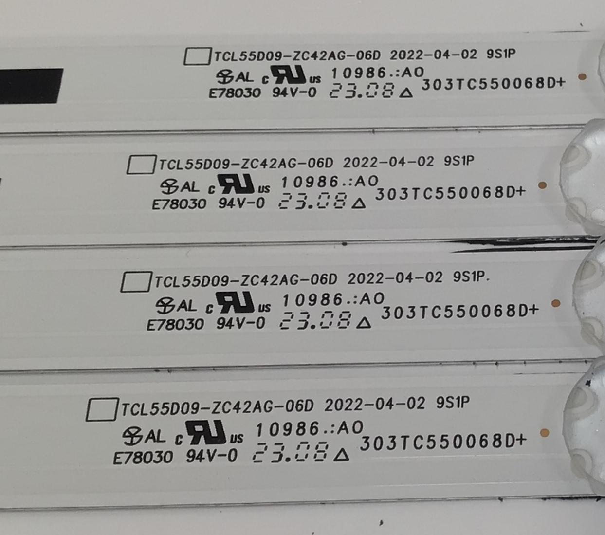 KIT DE LEDS PARA TV PHILIPS ORIGINAL 4 PIEZAS / NUMERO DE PARTE 303TC550068D / TCL55D09-ZC42AG-06D / 2300020075 / 230216BC09 / 4L-ZX055T-ZC021X / TC550M70 / PANEL T8-55D6120-LPBX002 / MODELO 55PUL6673 / 55PUL6673/F7 - Imagen 3