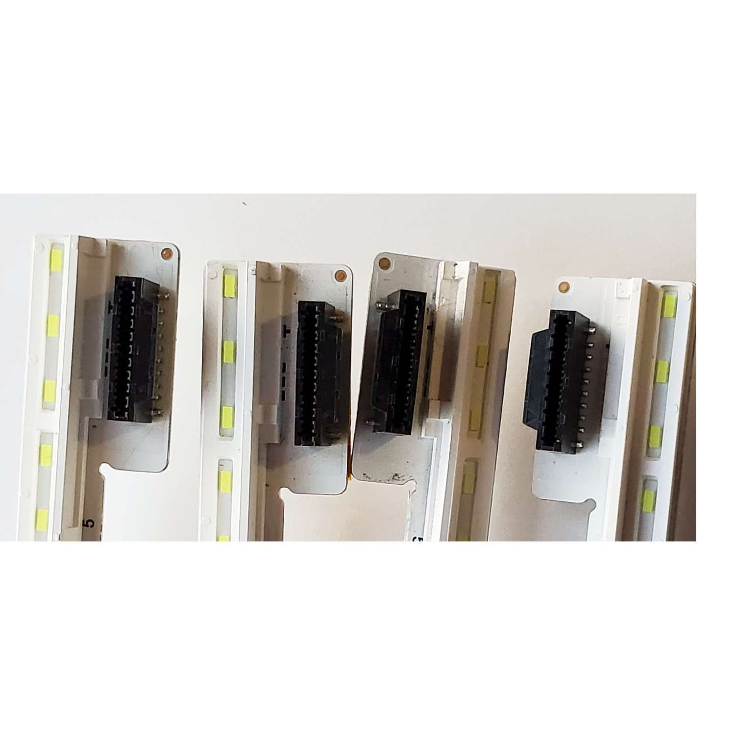 KIT DE LED´S PARA TV LG (4 PZ ) / NUMERO DE PARTE SSC_Y24 86QNED80_BOE_90LED_L_REV04_230905 / TT3824 A2D / SSC_Y24 86QNED80_BOE_90LED_R_REV04_230905 / PANEL NC860EQE-VBNH1 / DISPLAY HF860QUB-F2D / MODELO 86QNED80TUC. BUSFLKR - Imagen 2