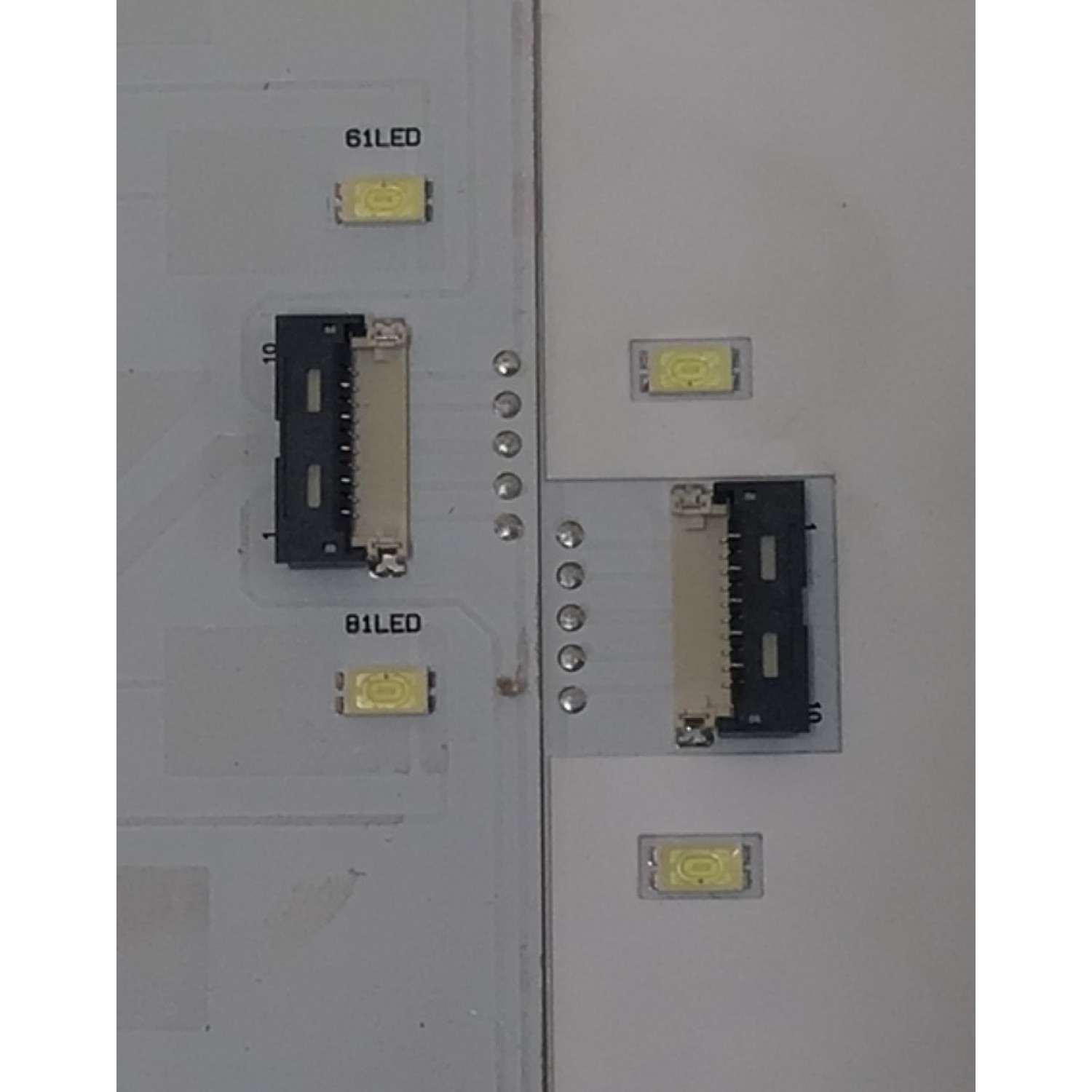 KIT DE LED´S PARA TV NEC 4 PIEZAS ORIGINALES  / NUMERO DE PARTE BN96-04519A / STS460AB8_160D_REV.3_110811 / 04519A / MODELO X464UNS - Imagen 4