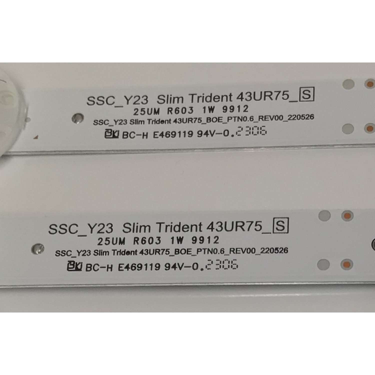 KIT DE LED´S PARA PARA TV LG 5 PIEZAS ORIGINALES / NUMERO DE PARTE EAV65049401 / SSC_Y23 SLIM TRIDENT 43UR75_S / SSC_Y23 SLIM TRIDENT 43UR75_BOE_PTN0.6_REV00_220526 / BOE430M4 / PANEL NC430TQG-ABKHA / MODELO 43UR8000AUA / 43UR8000AUA.BUSFLJM - Imagen 4
