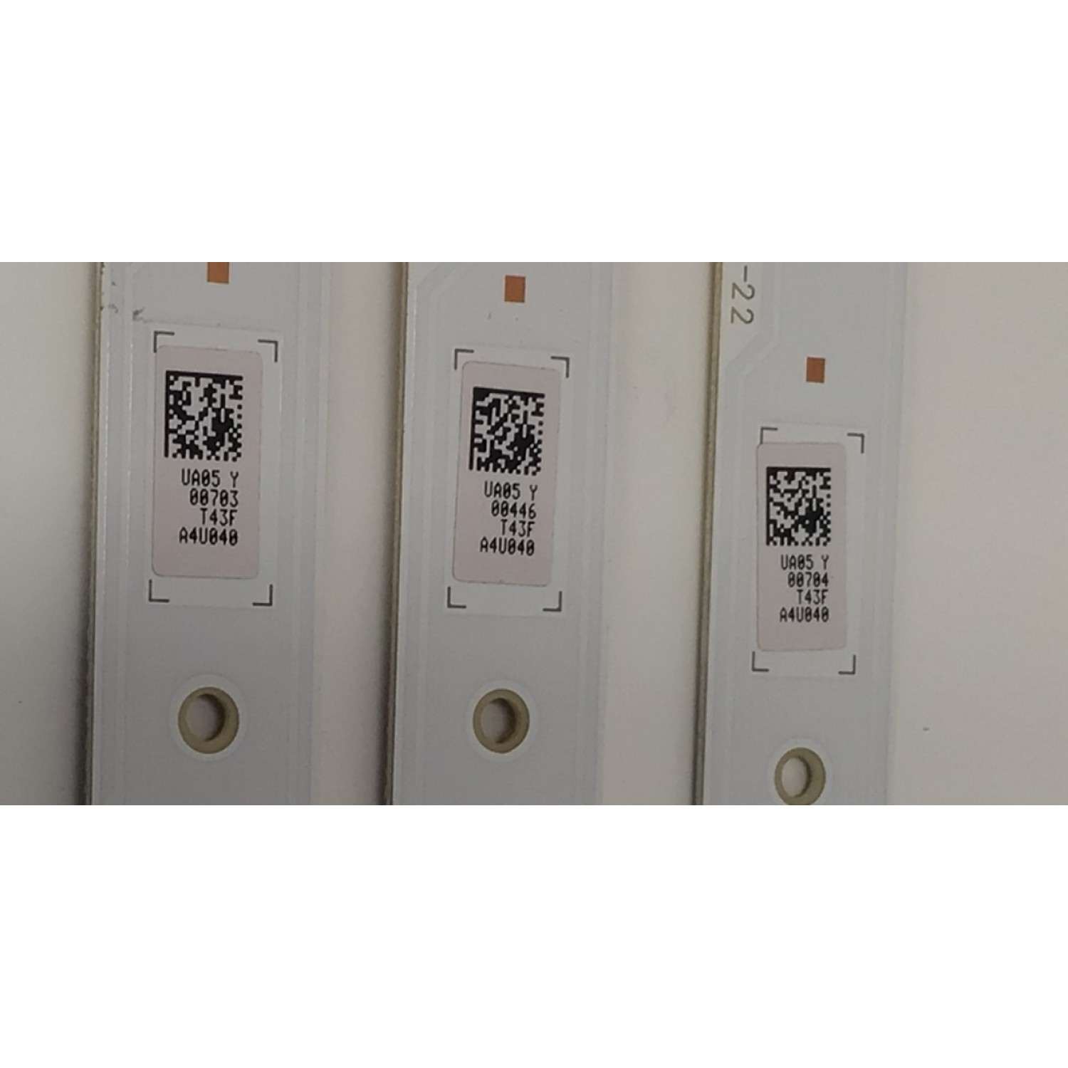 KIT DE LED´S PARA TV SONY 3 PIEZAS ORIGINALES / NUMERO DE PARTE LM41-00684A / L3_PTT_SM_D3_FAP_S7_R1.1_S7J_1.0_LM41-00684A / C239C-02 / C239C-22 / A4U040 / PANEL HV430FHB-N1K / MODELO KDL-43W660G / KDL43W660G - Imagen 3