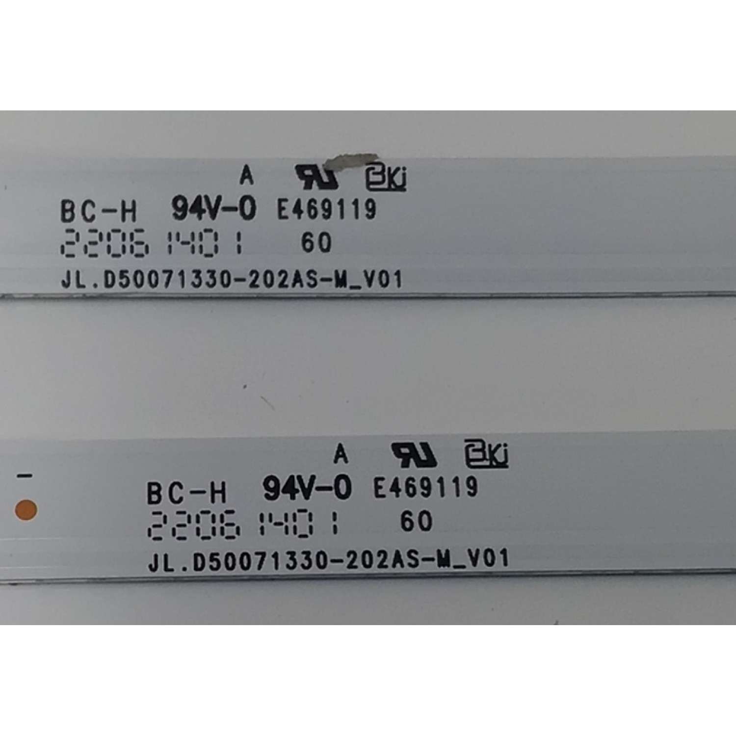 KIT DE LEDS PARA TV VIZIO ORIGINAL 3 PIEZAS / NUMERO DE PARTE JL.D50071330-202AS-M / JL.D50071330-202AS-M_V01 / F8P0B000037HAUXLB00ES3Y50CRV / F8P0B000037HAUXLB00ES3Y50CS3 / F8P0B000037HAUXLB00ES3Y50CS4 / PANEL V500DJ7-E03 / MODELO V4K50M-0809 - Imagen 2