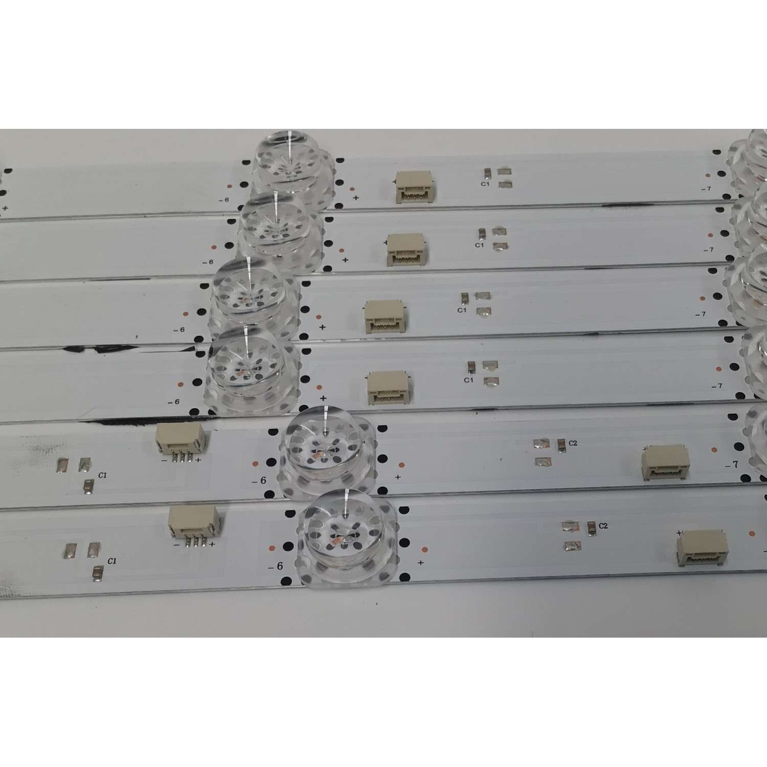 KIT DE LEDS ORIGINAL PARA TV TCL 6 PIEZAS / NUMERO DE PARTE 75HR332M10 / 75HR332M10A1 V3 / 75HR332M10B1 V3 / 75S11 PRO YAG 10X4 A / 75S11 PRO YAG 10X2 B / HR/02/240712 / 04LPJ/LU2C11U3B / N0101-000277 / N0101-000280 / PANEL LVU750NDAL / MODELO 75S451 - Imagen 2