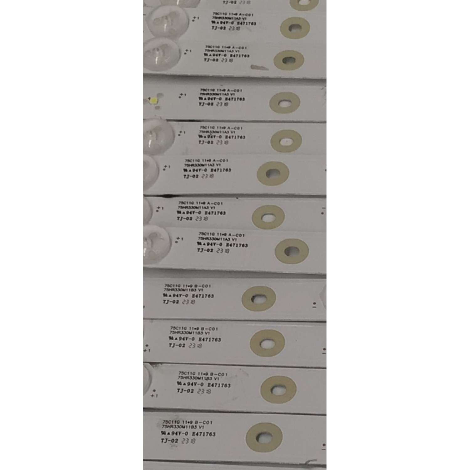 KIT DE LEDS PARA TV TCL ORIGINAL / INCOMPLTO SOLO 19 PIEZAS / NUMERO DE PARTE 75HR330M11 / 75HR330M11A3 V1 / 75HR330M11B3 V1 / 75HR330M11C3 V0 / 75C11G / PANEL LVU750NDJC / MODELO 75Q750G / KIT CONSTA ORIGINALMENTE DE 20 PIEZAS - Imagen 4