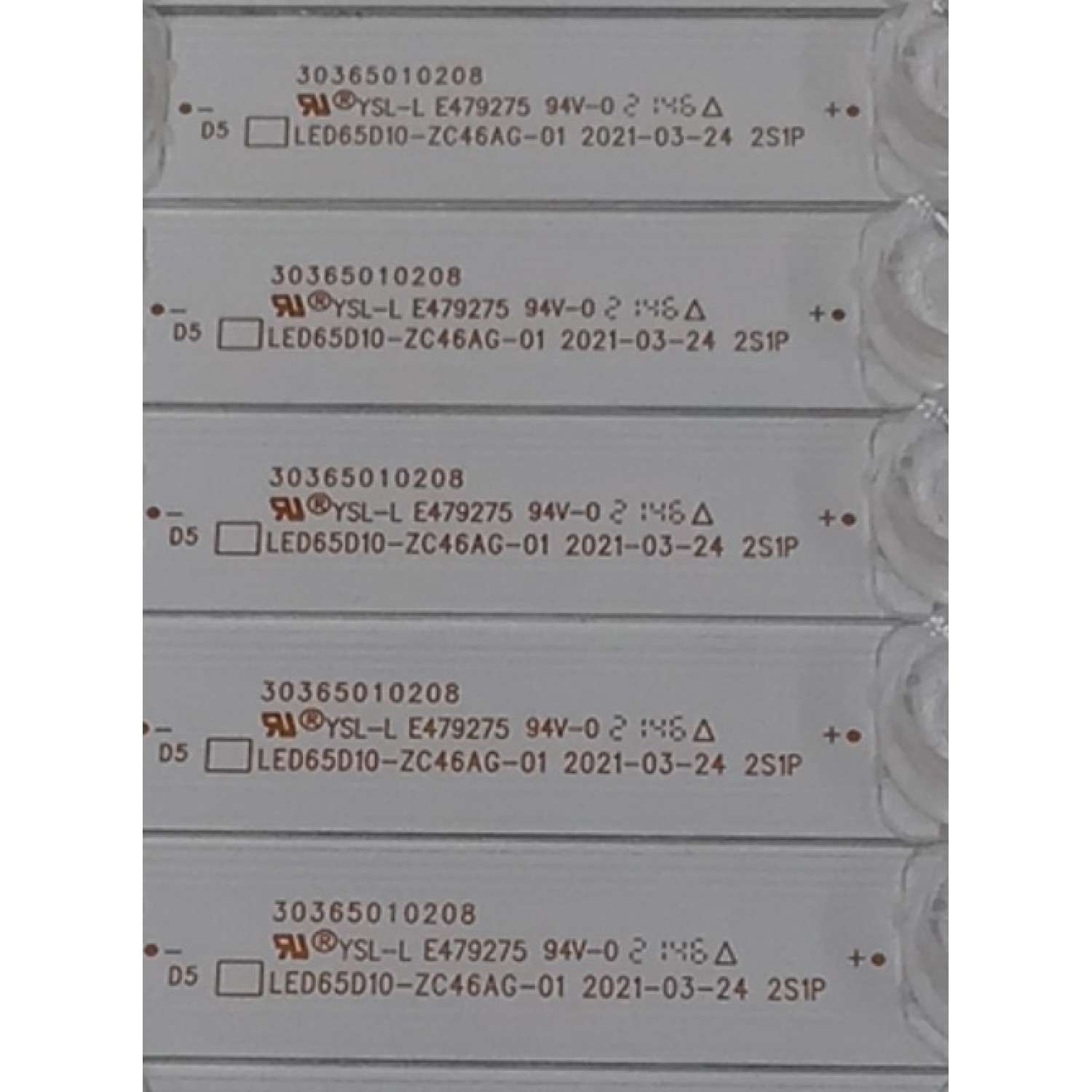 KIT DE LEDS PARA TV ONN ORIGINAL 12 PIEZAS / NUMERO DE PARTE LED65D10-ZC46AG-01 / 30365010208 / E479275 / 65000M71 / 211118BC03 / PANEL JR645R3HA7L / MODELO 100071705 - Imagen 2
