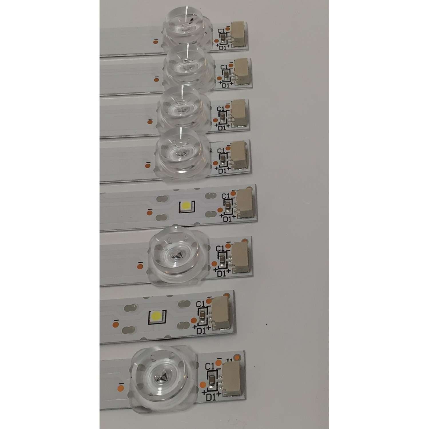 KIT DE LEDS PARA TV TCL ORIGINAL 8 PIEZAS / NUMERO DE PARTE 65TN2L2-ZX3030-8X9YH / 65TN2L2-ZX3030-8X9YH-20231025 0.3 / B0101-001407 / 240325-33N15 / PANEL LVU650NDJL / MODELO 65Q671G - Imagen 4