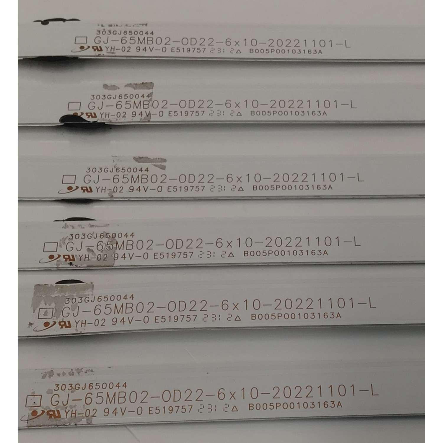 KIT DE LEDS PARA TV ONN ORIGINAL 12 PIEZAS / NUMERO DE PARTE 303GJ650044 / 303GJ650045 / GJ-65MB02-0D22-6X10-20221101-L / GJ-65MB02-0D22-6X10-20221101-R / B005P00103163A / B005P00103164A / PANEL TPT650WR-R3HA.P REV:S3LAN / MODELO 100012587 65" - Imagen 4