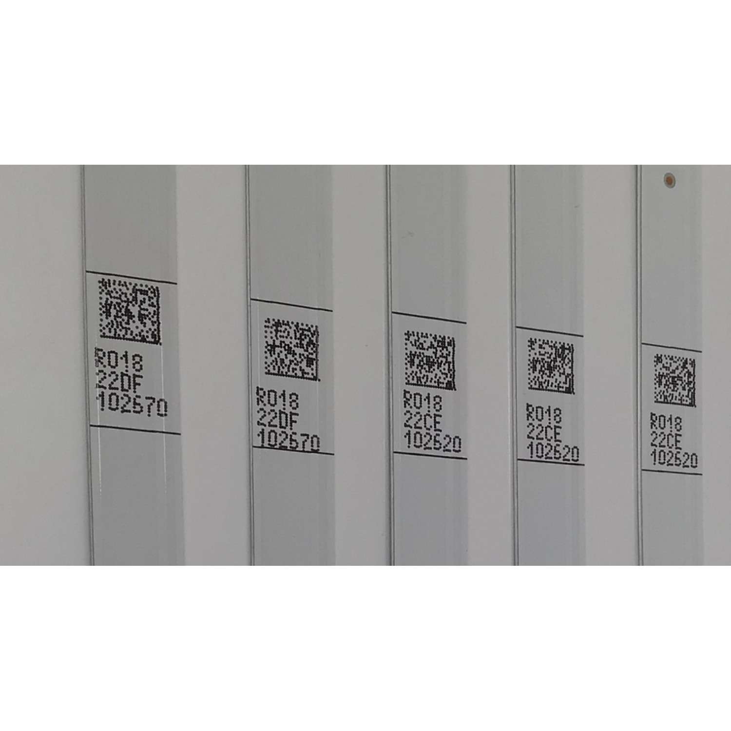 KIT DE LEDS PARA TV PHILIPS ORIGINAL 8 PIEZAS / NUMERO DE PARTE UDULEDREF018 / UDULEDREF018 REV.A / RF-EN650010SR30-0701 A0 / 65W7S1P / R018 / 22DF / 102670 / 102620 / PANEL UHF83XT-6075 / MODELO 65PUL7552 / 65PUL7552/F7 - Imagen 6