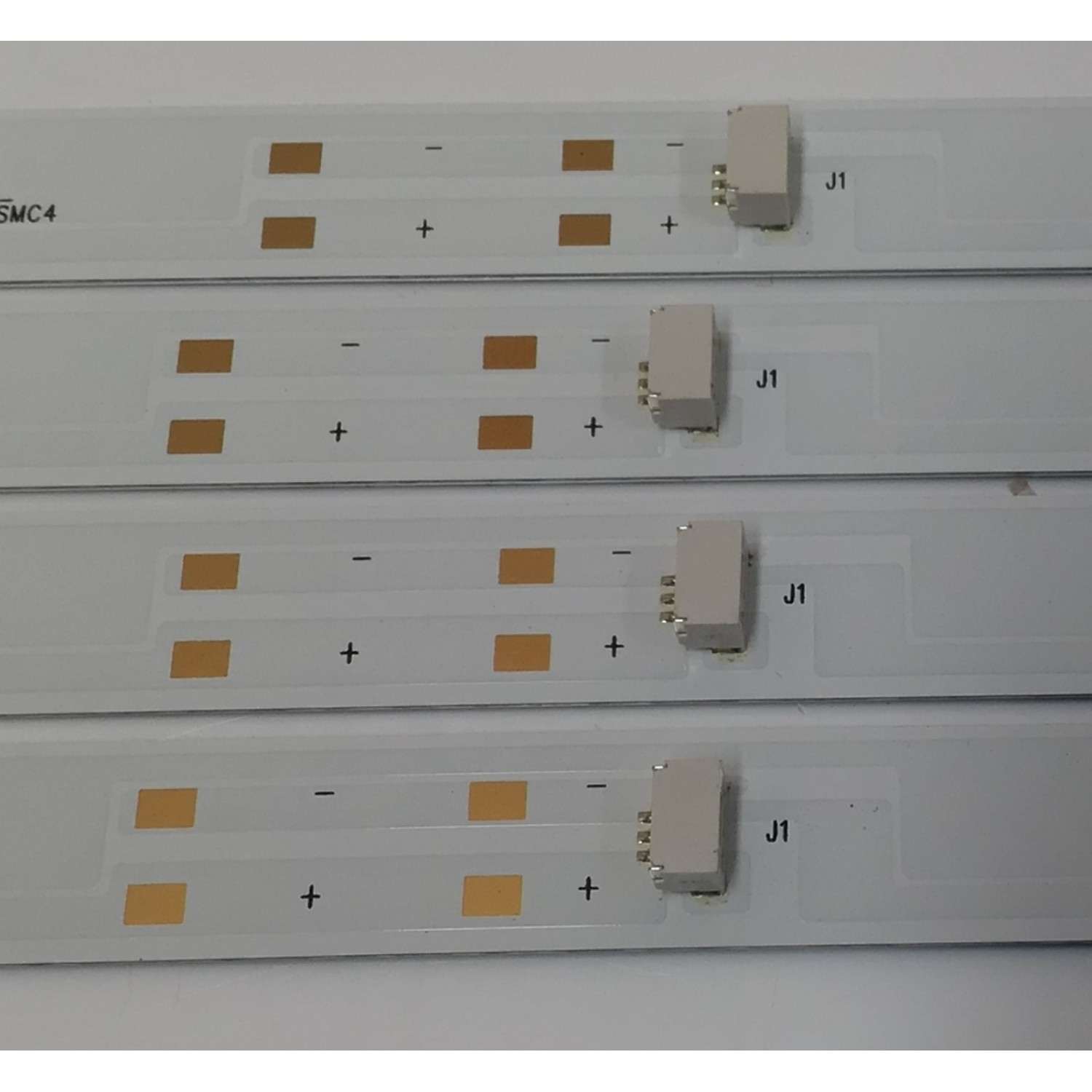 KIT DE LEDS PARA TV PHILIPS ORIGINAL 4 PIEZAS / NUMERO DE PARTE 303TC550068D / TCL55D09-ZC42AG-06D / 2300020075 / 230216BC09 / 4L-ZX055T-ZC021X / TC550M70 / PANEL T8-55D6120-LPBX002 / MODELO 55PUL6673 / 55PUL6673/F7 - Imagen 2