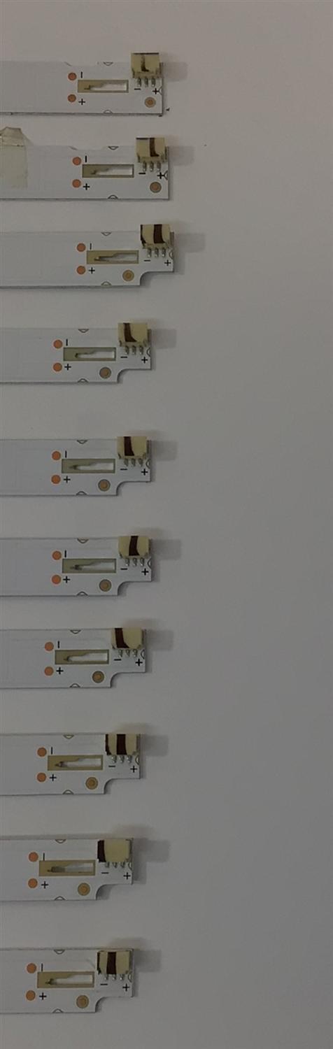 KIT DE LEDS PARA TV SHARP ORIGINAL 10 PIEZAS / NUMERO DE PARTE 4708-K65WDF / 4708-K65WDF-A4113N31 / 4708-K65WDF-A4113N21 / K650WDF A4 / 471R1P79 /YD-220226-3210B833 / 116X10-650F4011 / MH-H-11-10 / PANEL K650WDF / DISPLAY JR645R3HA3L / MODELO 4T-C65DL7UR - Imagen 3