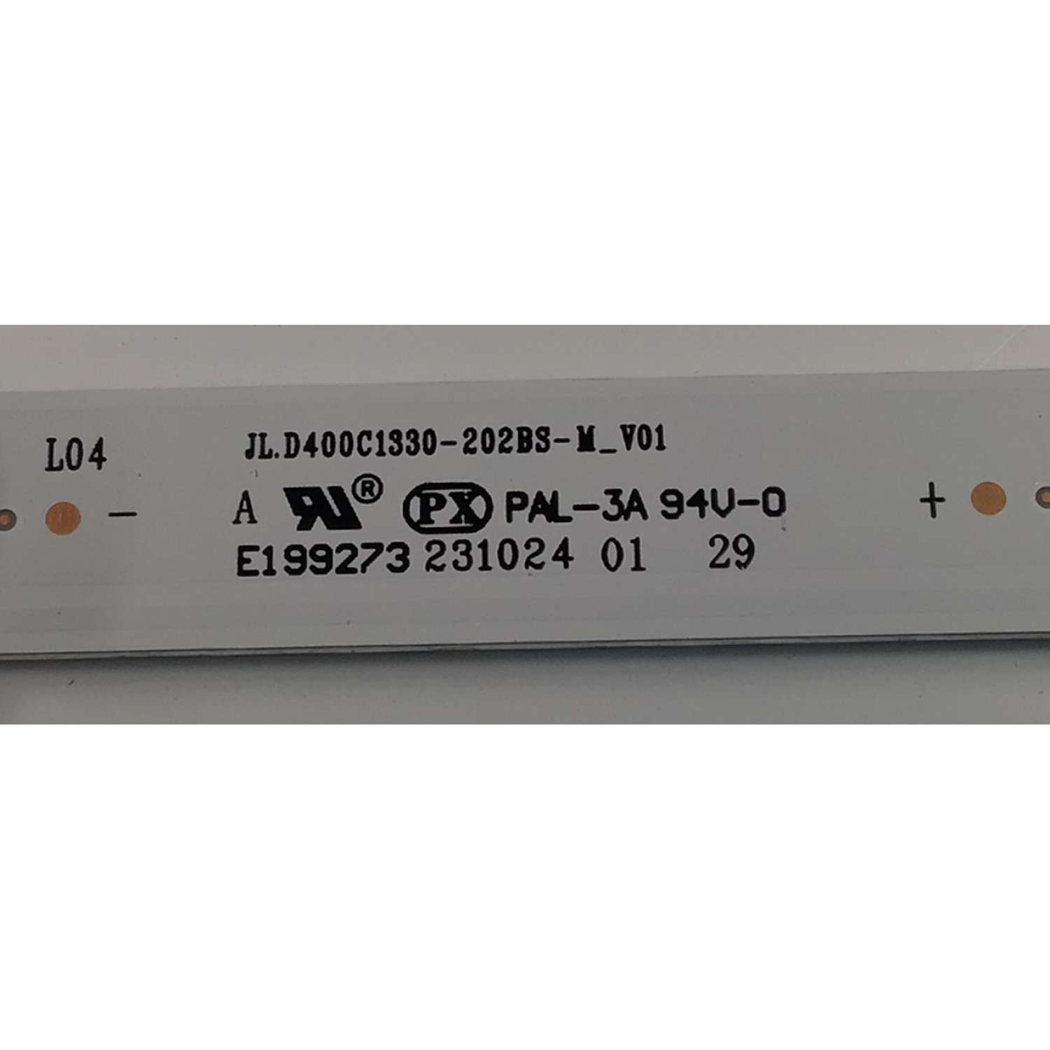 LED ORIGINAL PARA TV VIZIO 1 PIEZA / NUMERO DE PARTE JL.D400C1330-202BS-M / JL.D400C1330-202BS-M_V01 / F8QMB0000518AU / XLB00GGB7601S9 / 231024 01 / PANEL V400HJ9-E03 REV.C1 / DISPLAY V400HJ9-203 / MODELO VFD40M-0809 / VFD40M-0809 LNIS6GA - Imagen 4