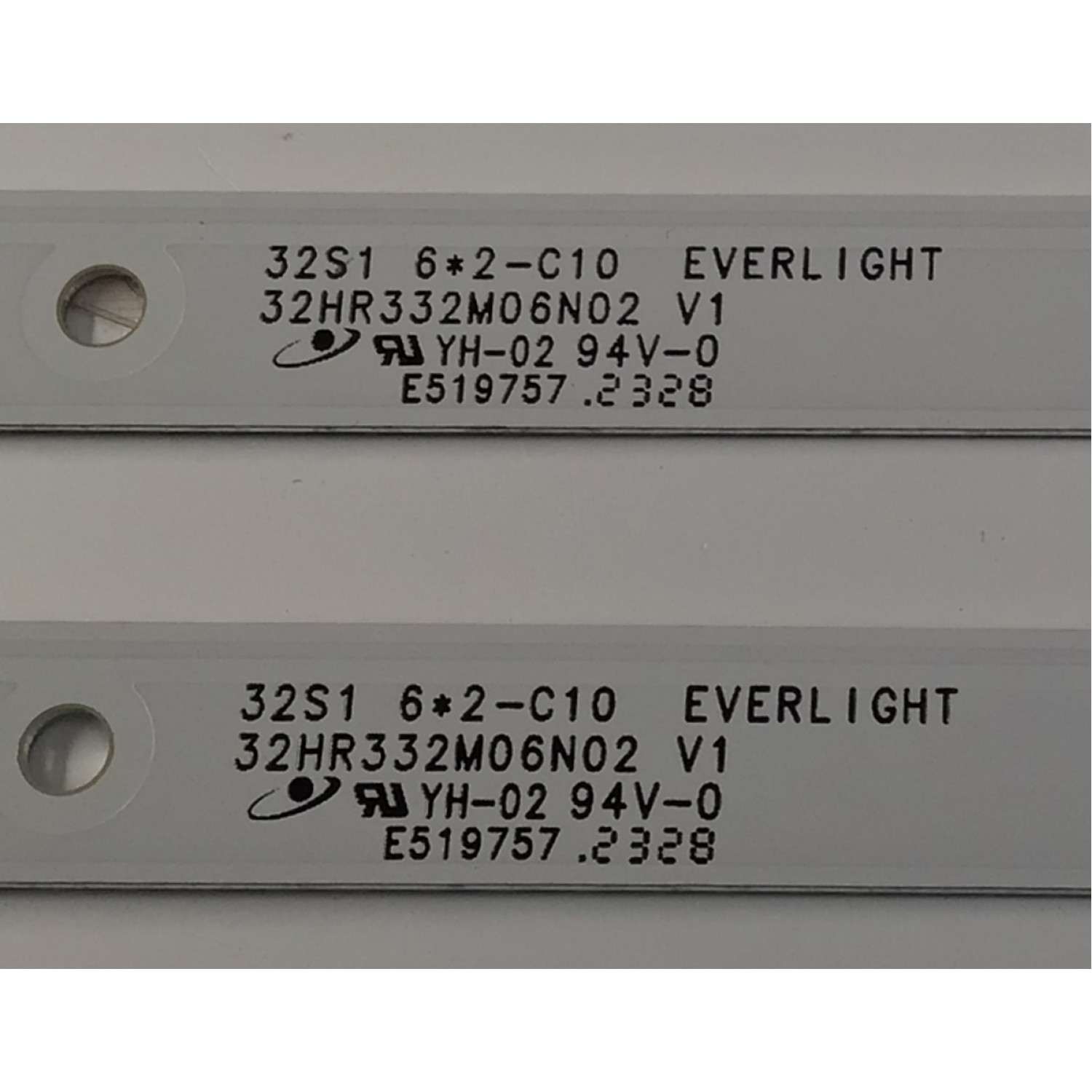 KIT DE LEDS PARA TV VIZIO ORIGINAL 2 PIEZAS / NUMERO DE PARTE 32HR332M06N02 / 32HR332M06N02 V1 / 32S1 / HR/08/230719 / 02L70/LL2B09R3C / 230101033950 / PANEL HK315WLEDM-JH2MH / DISPLAY PT320CT01-1 VER.1.3 / MODELO D32FM-K07 / VFD32M-0807 - Imagen 4