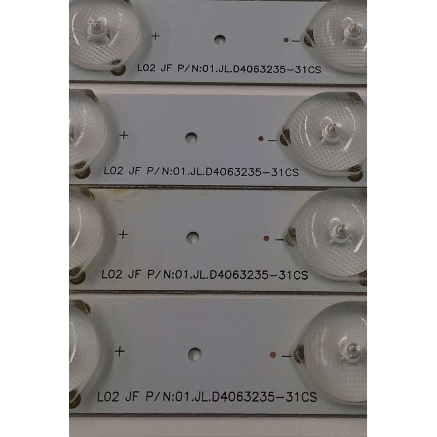 KIT DE LEDS PARA TV RCA ORIGINAL 8 PIEZAS / NUMERO DE PARTE JL.D4063235-31CS / 36K7-1 / N140807 / D140807 / PANEL LSC400HJ01-12V / MODELO PLD40A4SAQ - Imagen 3