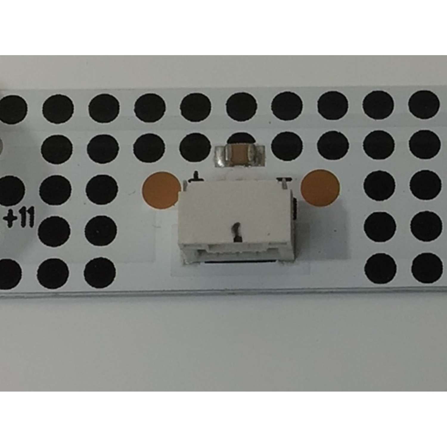 LED PARA TV TCL ORIGINAL 1 PIEZA / NUMERO DE PARTE TCL50LB07 / TCL50LB07_3030F2.4D / TCL50LB07_3030F2.4D_V0.1_20230217 / B0101-001143 / 230923 / MODELO 50S454 - Imagen 3