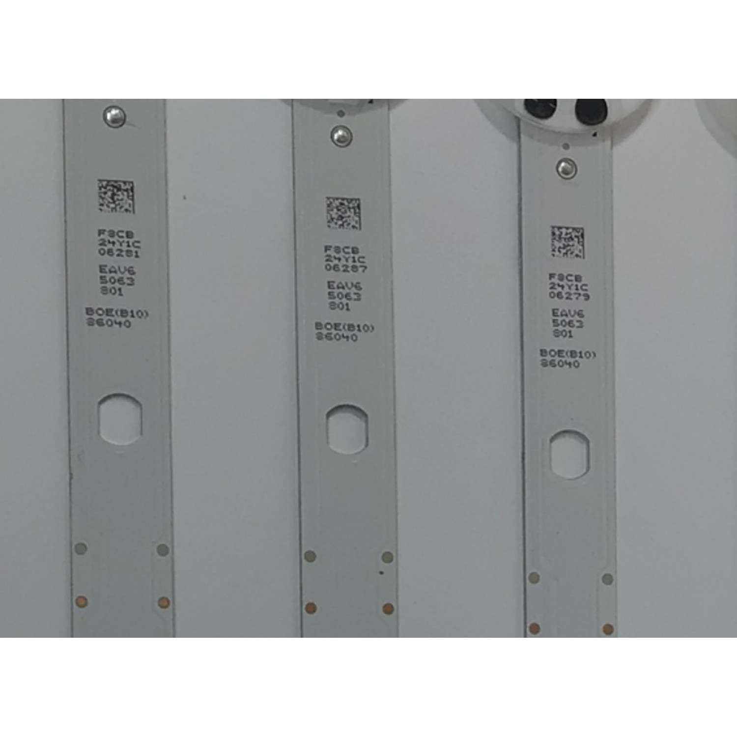 KIT DE LEDS PARA TV LG ORIGINAL 22 PIEZAS / NUMERO DE PARTE EAV65063901 / EAV65063801 / SSC_Y21_SLIM_TRIDENT_86UP80_BOE_B / SSC_Y21_SLIM_TRIDENT_86UP80_BOE_A / F8CB24Y1C / BOE(B10) / PANEL NC860TQF-ABLH5 / DISPLAY HV860QUB-E1E / MODELOS / 86UQ7070ZUD - Imagen 7