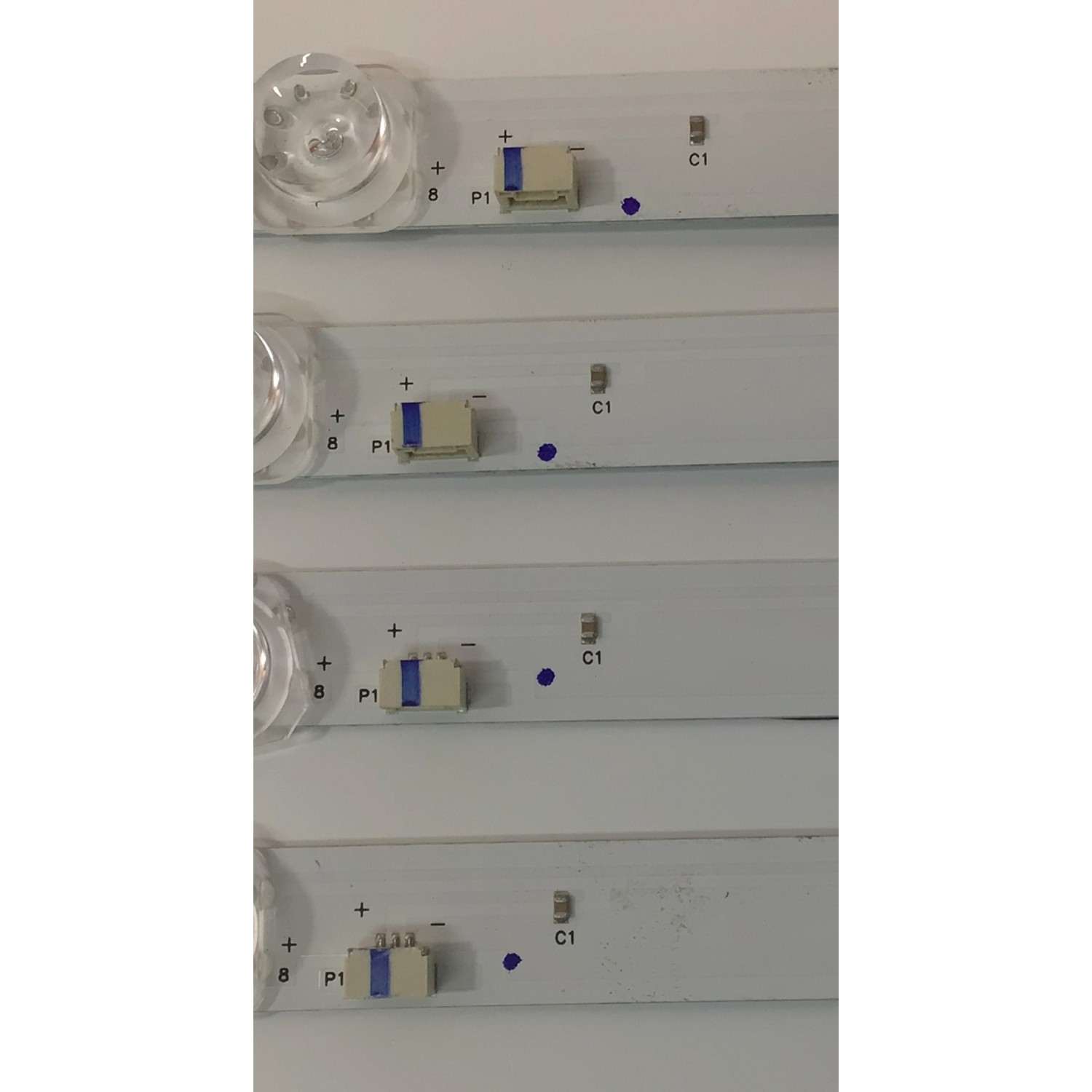 KIT DE LEDS PARA TV TCL ORIGINAL 4 PIEZAS / NUMERO DE PARTE 65HR330M12A2 / 65HR330M12A2 V3 / 65S12 / 02V9F/LK/B1OU1C / 02V9F/LK/B10U1C / B0101-001002 / PANEL LVU650NDEL / DISPLAY ST6451D06-3 VER.2.1 / MODELO 65S470G - Imagen 4