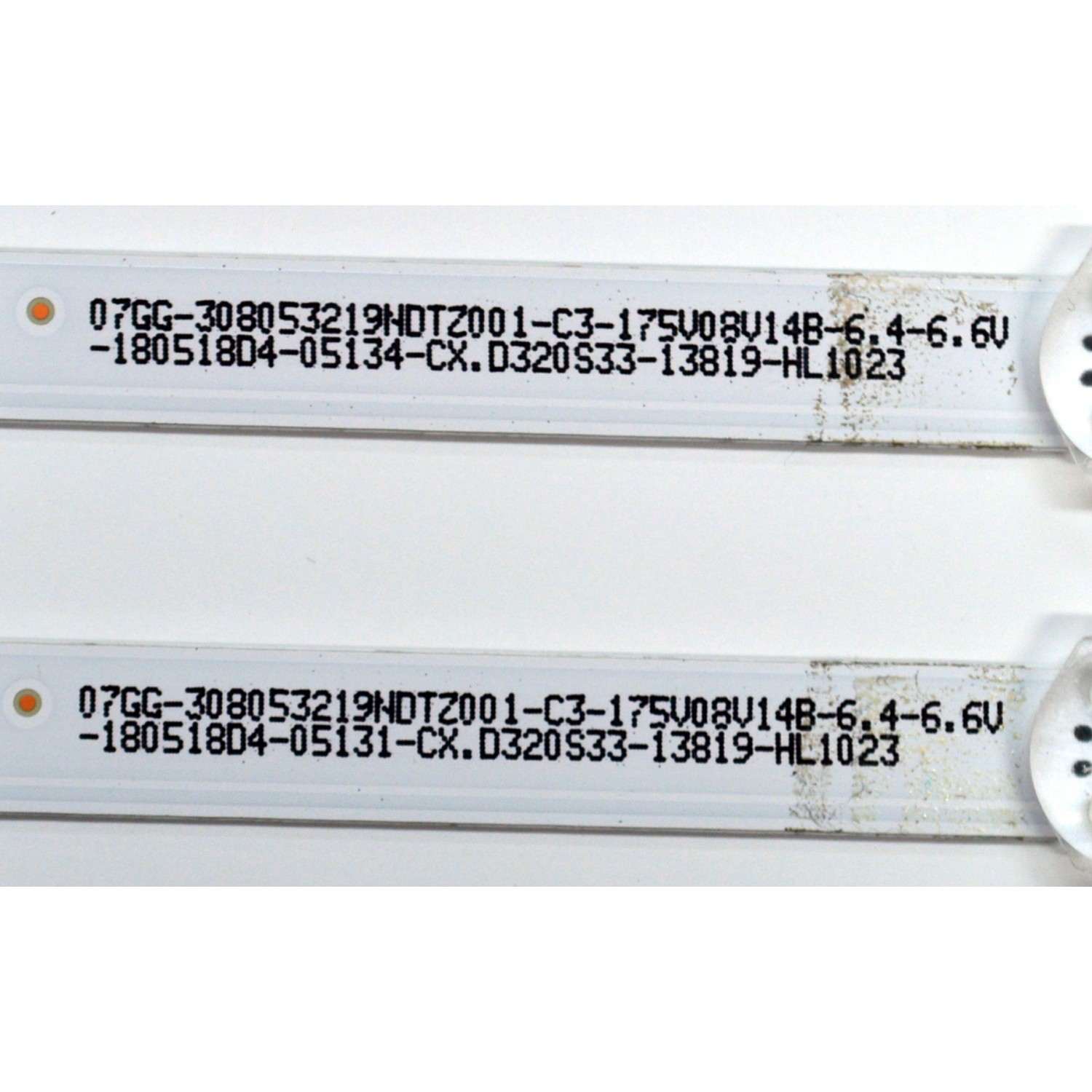 KIT DE LEDS ORIGINAL PARA TV RCA 2 PIEZAS / NUMERO DE PARTE D3200701-3030AS / SJ.CX.D3200701-3030AS-M / 1.14MD320121 / 180305 / 07GG-308053219NDTZ001 / C3-175V08V14B-6.4-6.V6 / 180518D4 / CX.D320S33-13819-HL1023 / MODELO RTV32Z2SM - Imagen 4