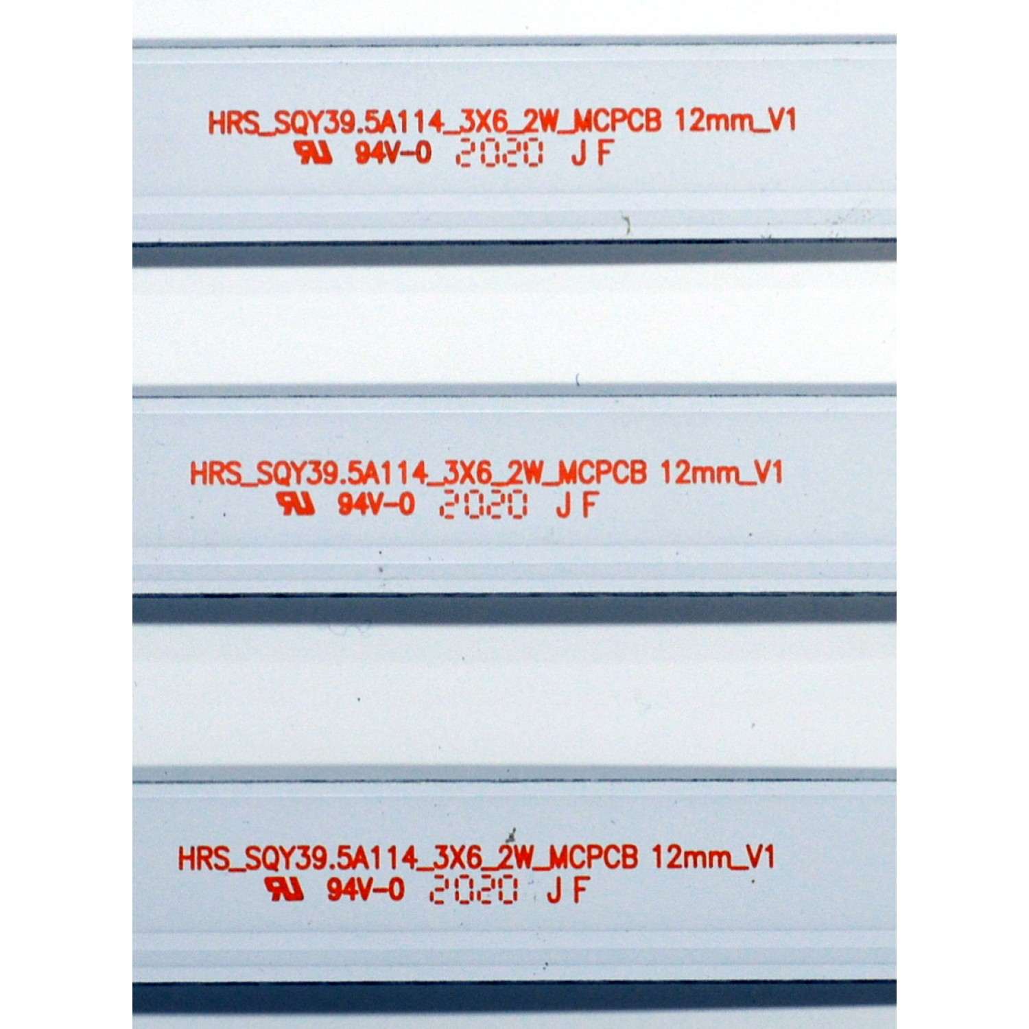 KIT DE LEDS ORIGINAL PARA TV RCA 3 PIEZAS / NUMERO DE PARTE SQY39.5A114 / HRS_SQY39.5A114_3X6_2W_MCPCB / AE0110478 / Y-05L-Y1-JM2 / PANEL V400HJ6-PE1 / MODELO RT4038 / 4017ST2  / L-4017ST2 / 40LEM - Imagen 4