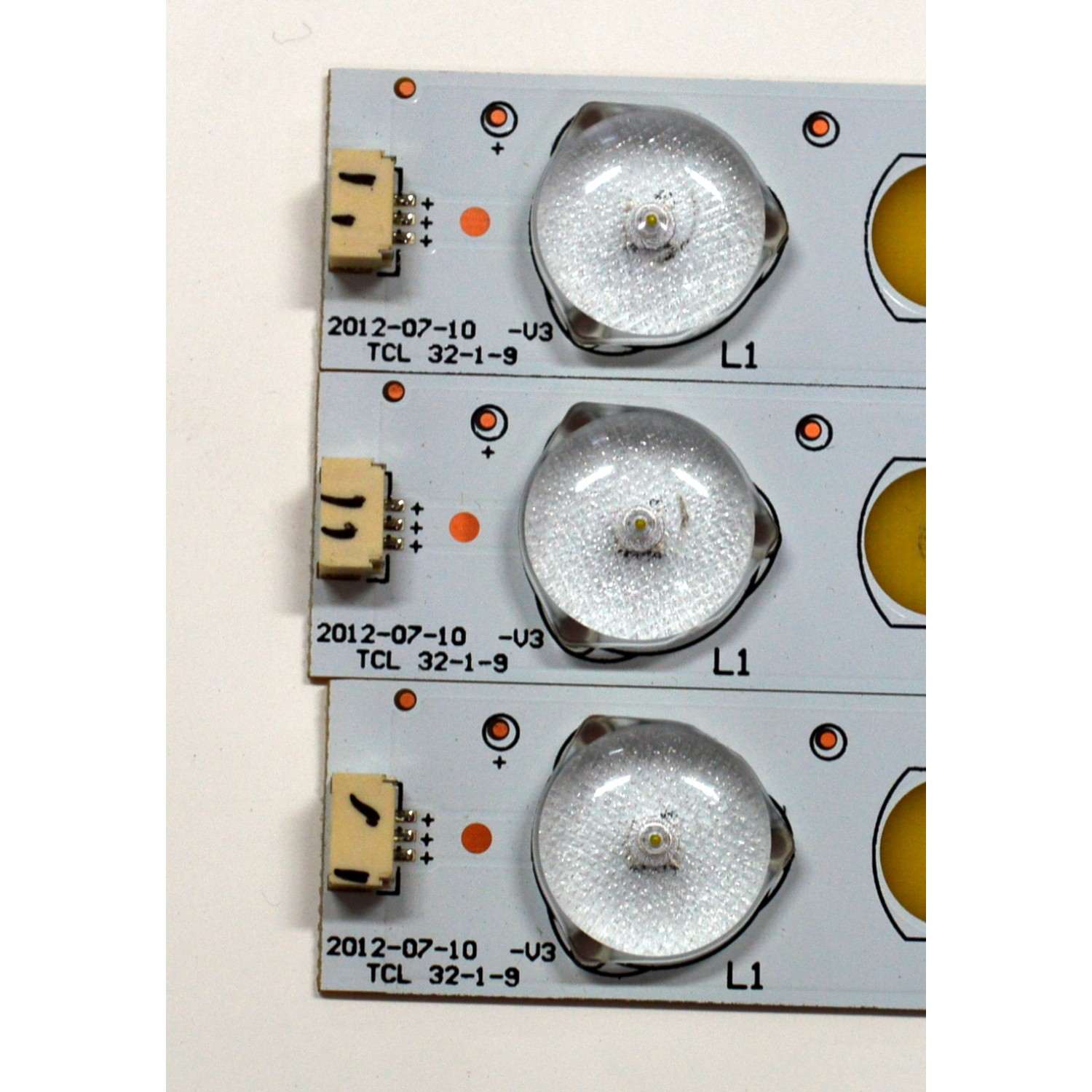 KIT DE LEDS ORIGINAL PARA TV SHARP 3 PIEZAS / NUMERO DE PARTE 4C-LBT3209-YH1 / TCL 32-1-9 / TCL 32-1-9-V3 / 006-P2K1713B / GB5XBV / PANEL LVW320NDAL / MODELO LC-32LE450U - Imagen 5