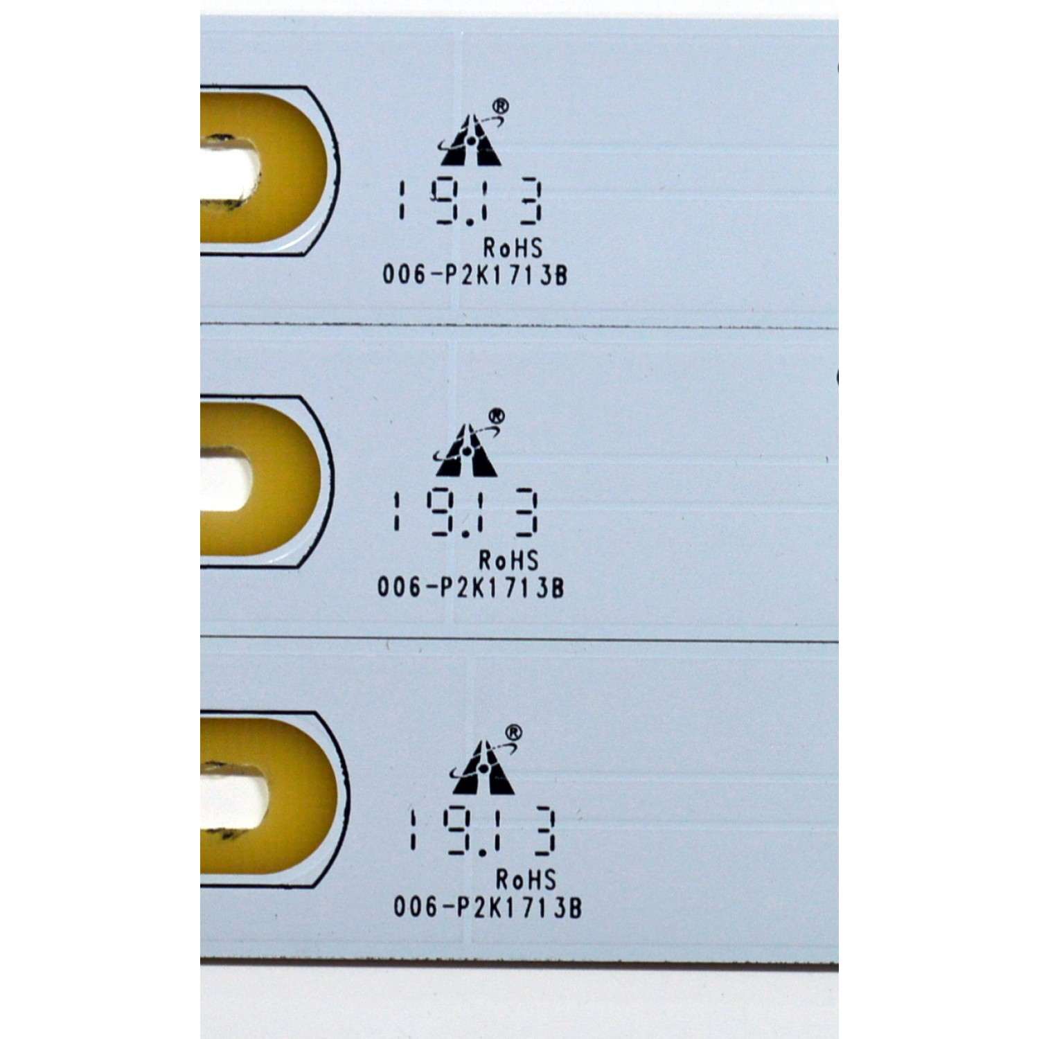 KIT DE LEDS ORIGINAL PARA TV SHARP 3 PIEZAS / NUMERO DE PARTE 4C-LBT3209-YH1 / TCL 32-1-9 / TCL 32-1-9-V3 / 006-P2K1713B / GB5XBV / PANEL LVW320NDAL / MODELO LC-32LE450U - Imagen 4