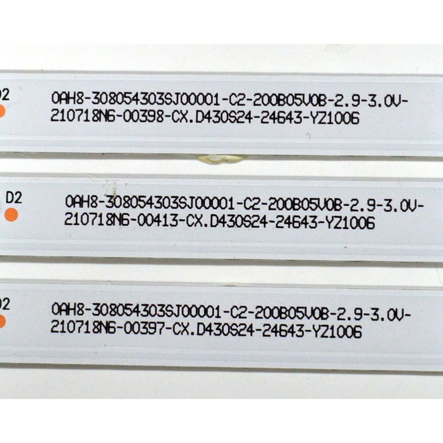 KIT DE LEDS ORIGINAL PARA TV 3 PIEZAS / NUMERO DE PARTE D4304001-3030ES-M / SJ.CX.D4304001-3030ES-M / 1.14.MD430075 / 0AH8-308054303SJ00001-C2 / 200B05V0B-2.9-3.0V-210718N6 / CX.D430S24-24643-YZ1006 / MODELO 43" - Imagen 4