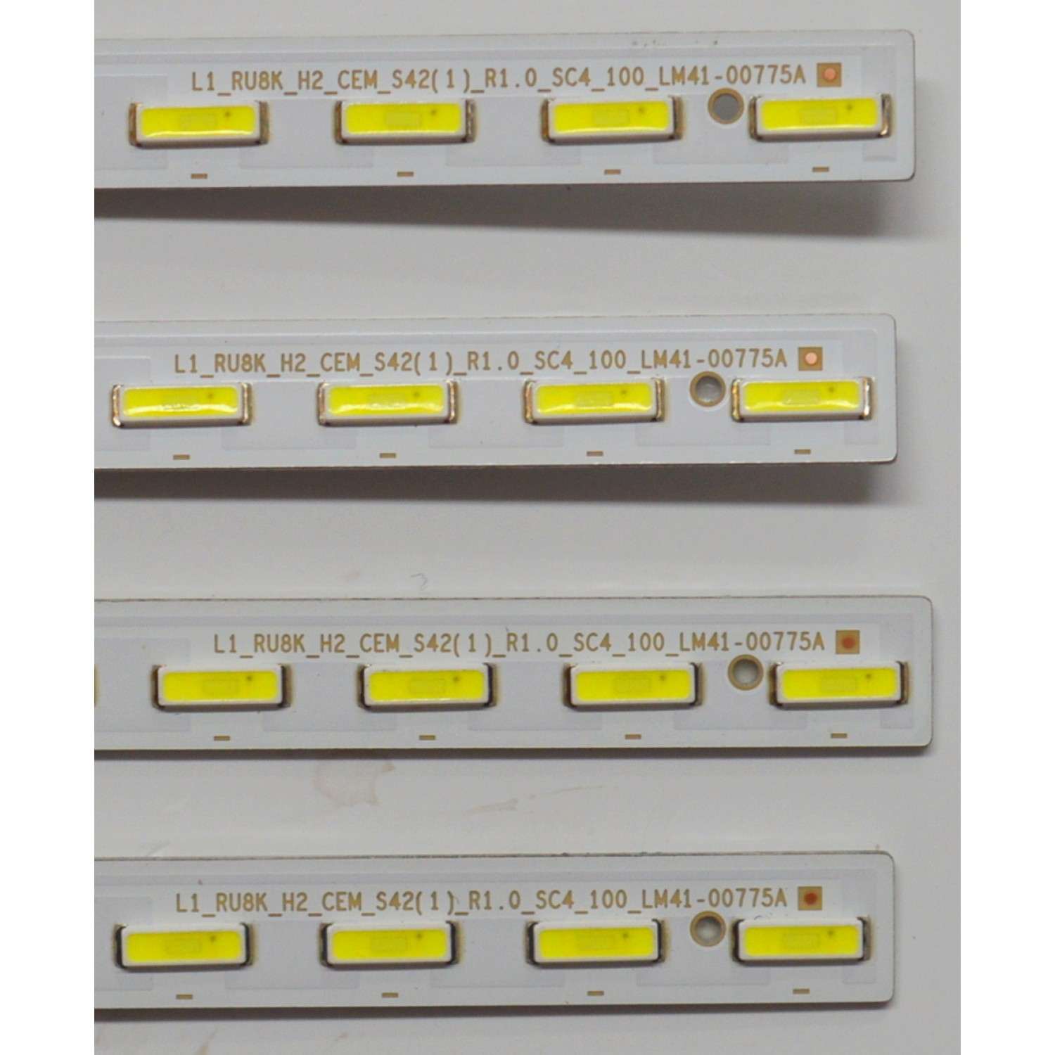 KIT DE LEDS ORIGINAL PARA TV SAMSUNG 4 PIEZAS / NUMERO DE PARTE BN96-48378A / L1_RU8K_H2_CEM_S42(1)_R1.0_SC4_100_LM41-00775A / LM41-00775A / 48378A / PANEL CY-NR082FGLV1H / MODELO UN82RU800D / UN82RU8000 / UN82RU9000 / LH82QEREBGCXZA / LH82QEREBGCXGO - Imagen 3