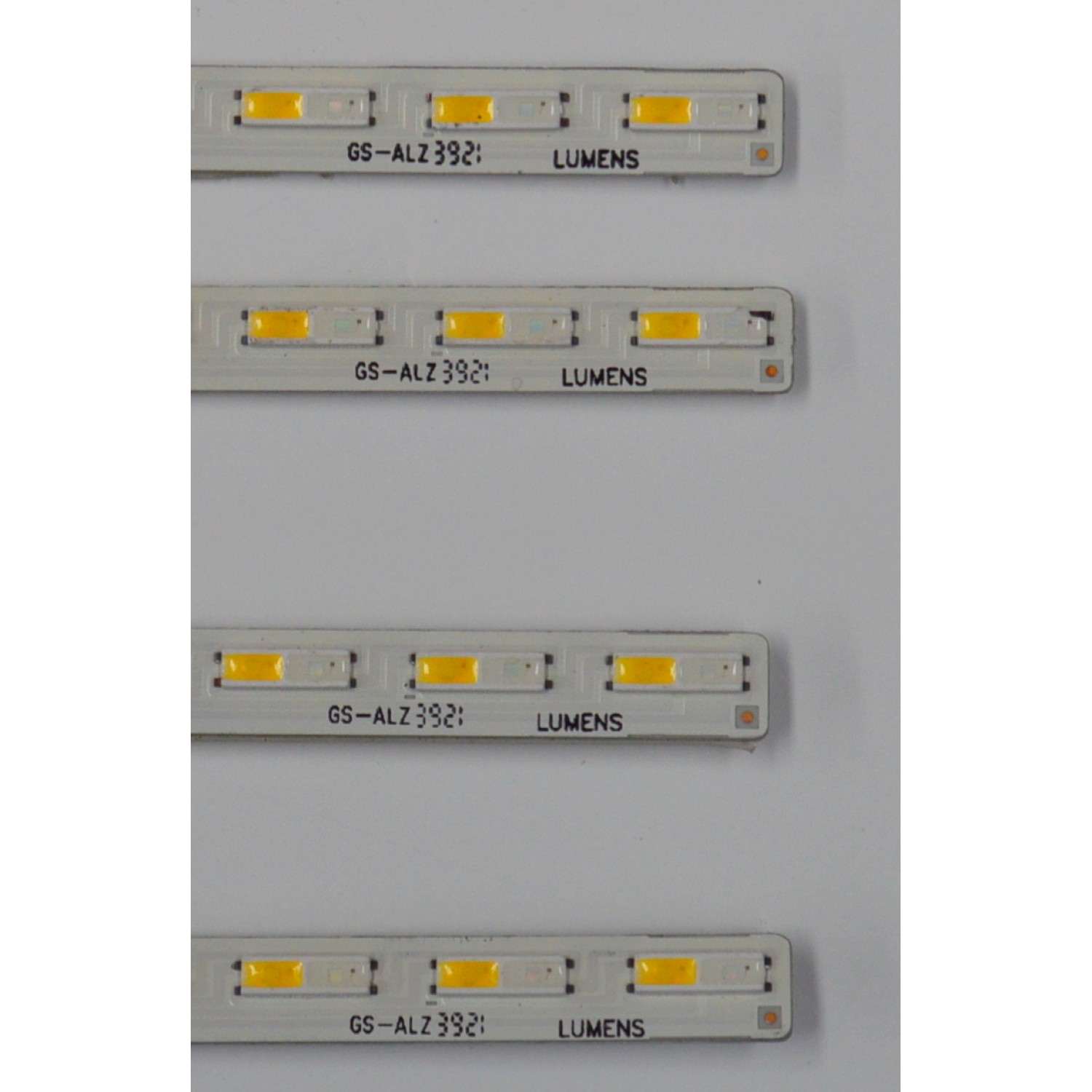 KIT DE LEDS ORIGINAL PARA TV SAMSUNG 4 PIEZAS / NUMERO DE PARTE S2Q6-750SM0-R0 / GS/ALZ / PANEL CY-QD075HGHV1H / DISPLAY ST7461D03-1 V2.1 / MODELO QN75Q60BAFXZA / QN75Q60DDFXZA / QN75Q60DDFXZA CA02 - Imagen 2