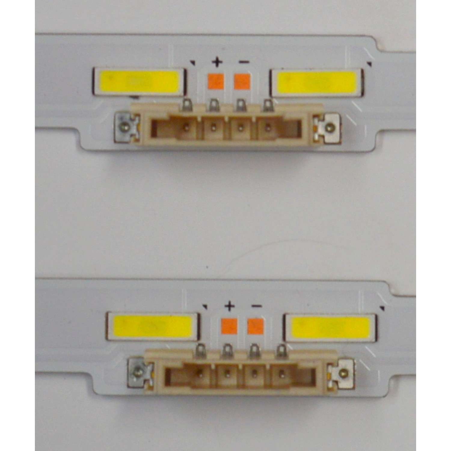 KIT DE LEDS ORIGINAL PARA TV SAMSUNG 2 PIEZAS / NUMERO DE PARTE BN96-46032A / 19Y_RU8K_STC650AC2_7020UCD_54LED_REV1.0_BN96-46032A / 46032A / E466169 / XY-MC / MODELO UA65RU7400 / UE65NU7500 / UE65NU7675 / UE65RU8000 / UN65RU800 / UE65NU7470 / UN65NU740 - Imagen 3