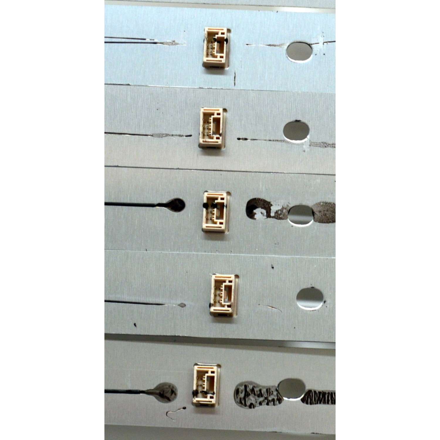 KIT DE LEDS ORIGINAL PARA TV TCL 16 PIEZAS / NUMERO DE PARTE TCL98LB05 / TCL98LB05_3030F2.4D_V1.2_20240113 / N0101-000359 / A0001/FD2 / 240702 / ZMAS/TG / PANEL LVU980NDJL / DISPLAY ST9751D01-4 VER.2.2 / MODELO 98Q672G - Imagen 5