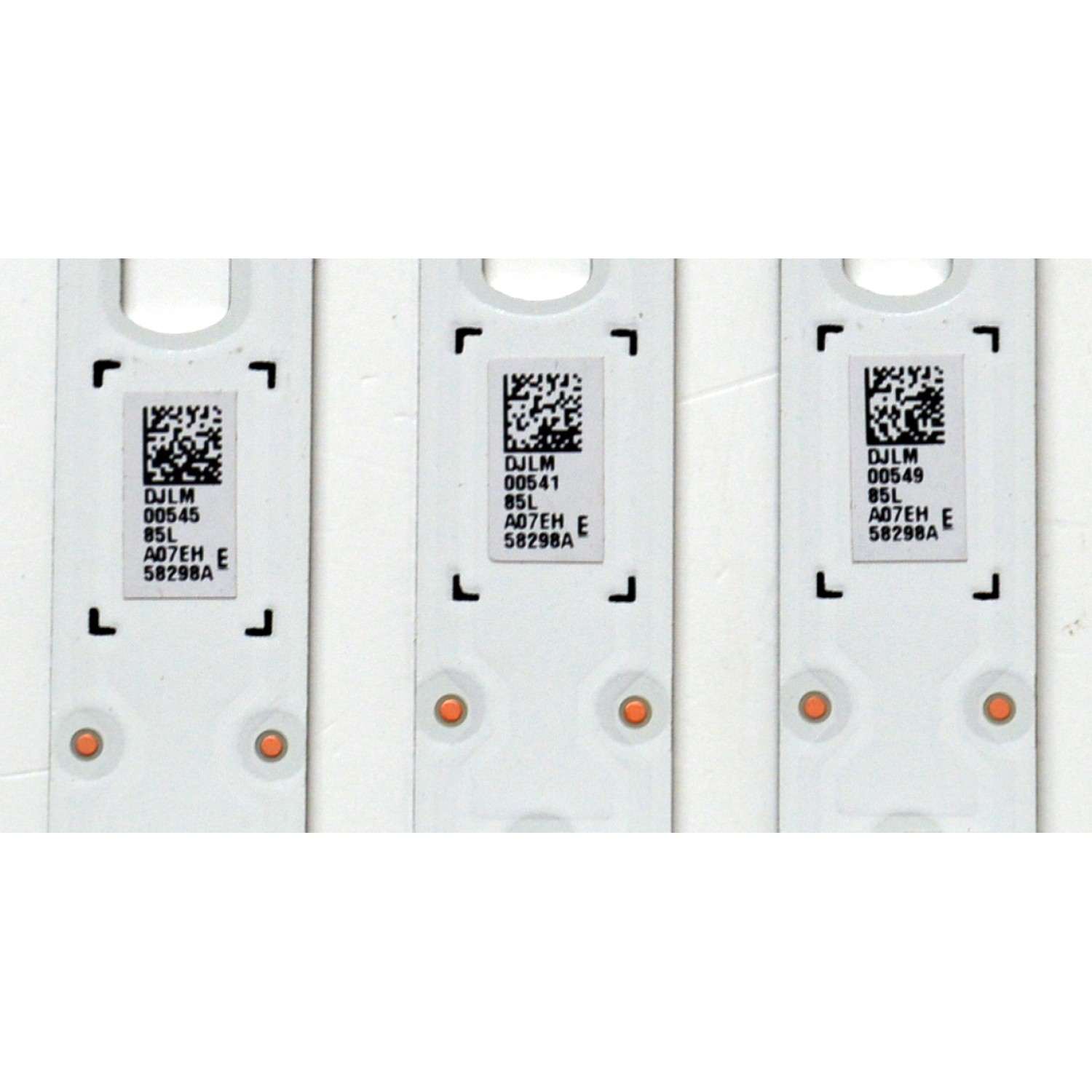 KIT DE LEDS ORIGINAL PARA TV SAMSUNG 15 PIEZAS / NUMERO DE PARTE BN96-58299A / BN96-58297A / BN96-58298A / 85MR00 / 85LR00 / 85RR00 / PANEL CY-BD085HGAV2H / DISPLAY T850QVN04.1 / MODELOS UN85DU7100FXZC / UN85DU7200BXZA / UN85DU7200DXZA / UN85DU7200FXZA  - Imagen 4
